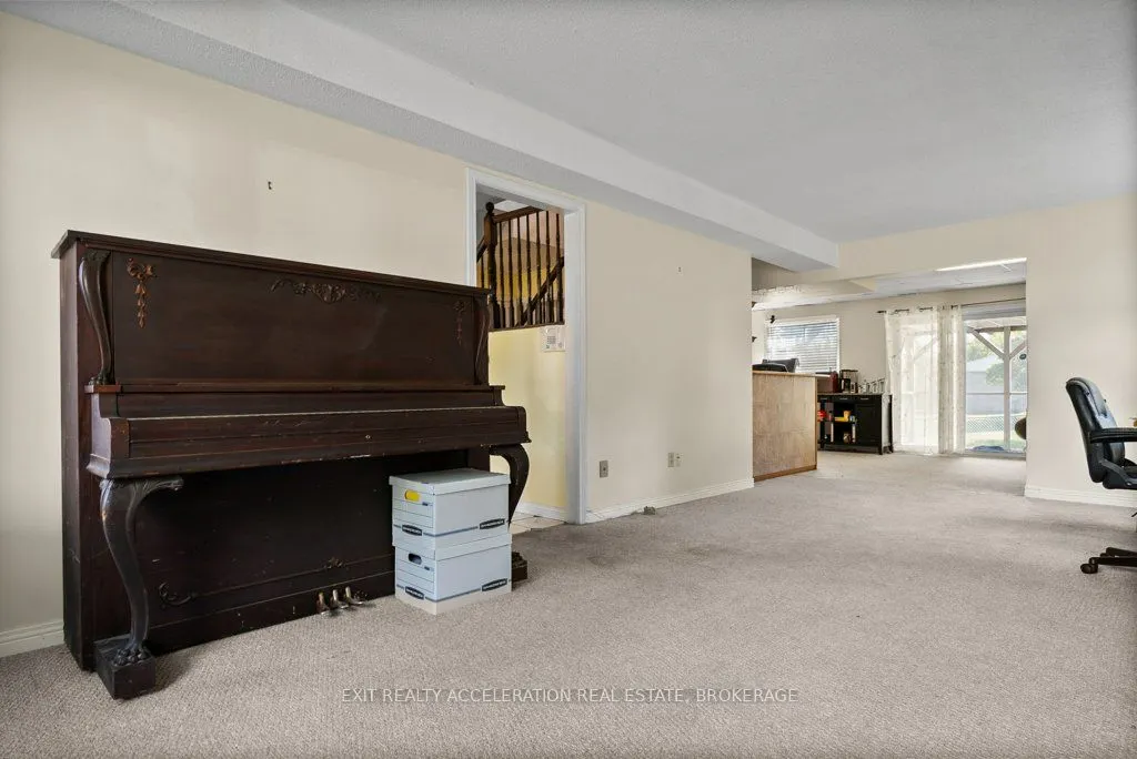 150 Shoreline Crescent