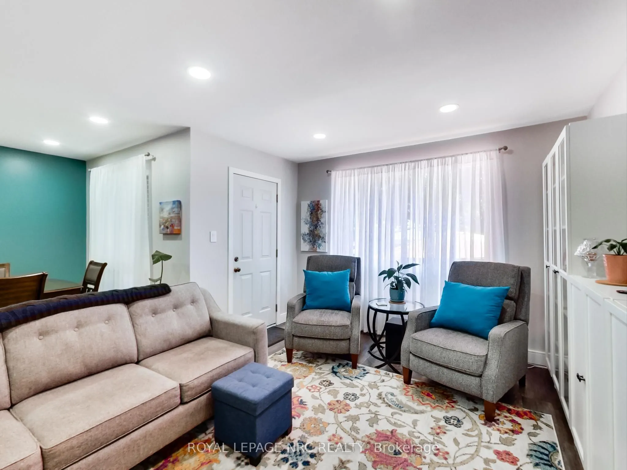 59 Queenslea Drive, #17