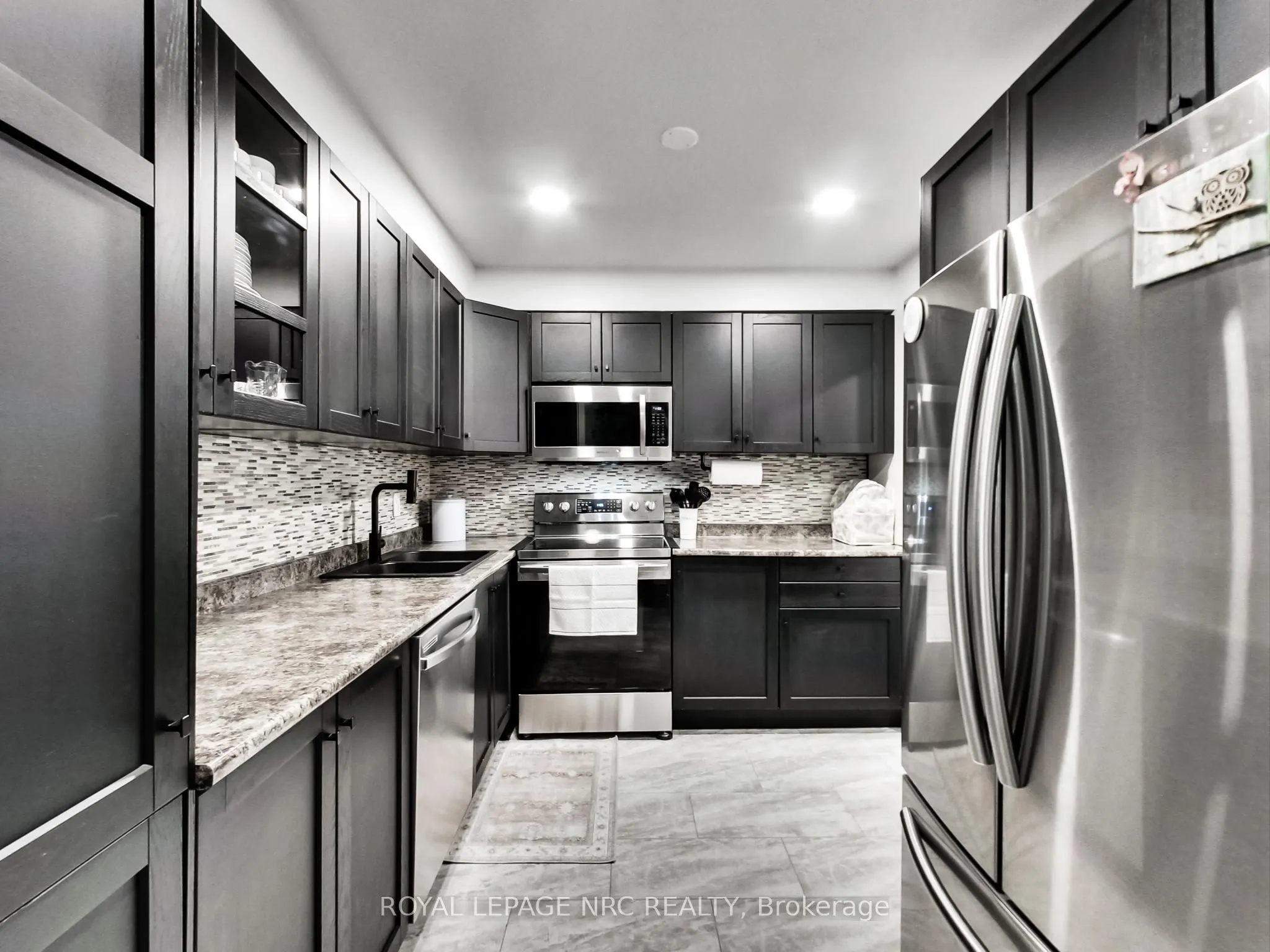 59 Queenslea Drive, #17