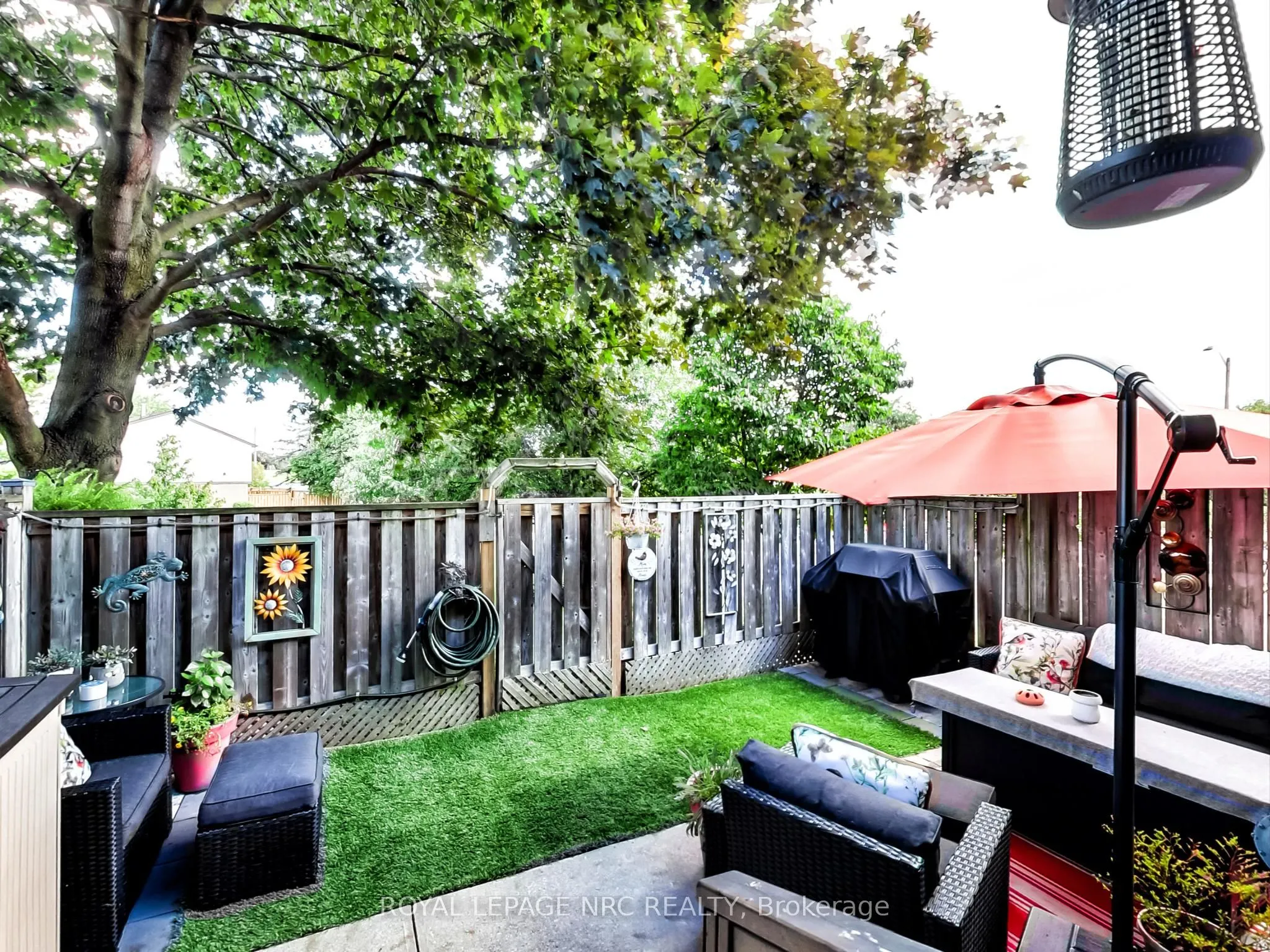 59 Queenslea Drive, #17
