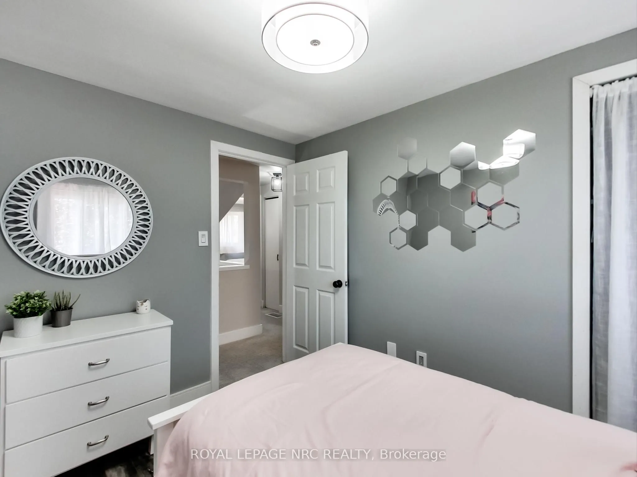 59 Queenslea Drive, #17