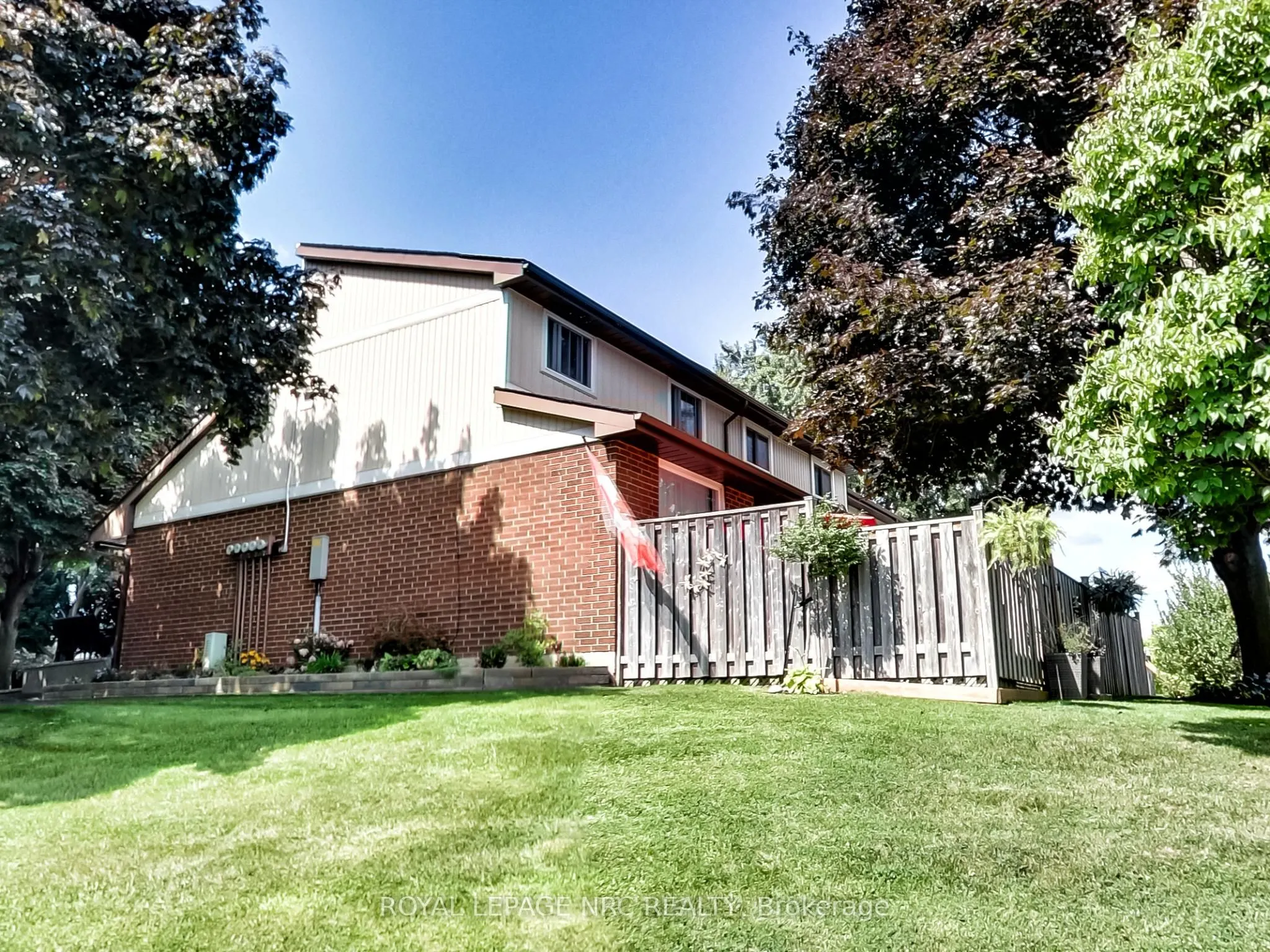 59 Queenslea Drive, #17