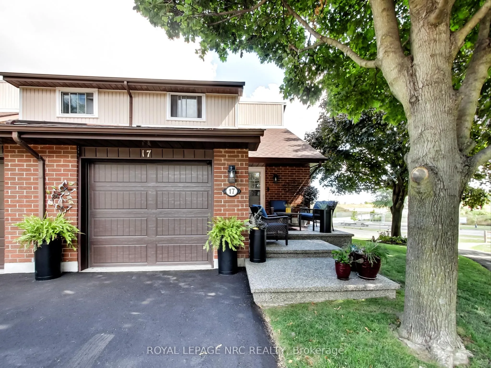 59 Queenslea Drive, #17