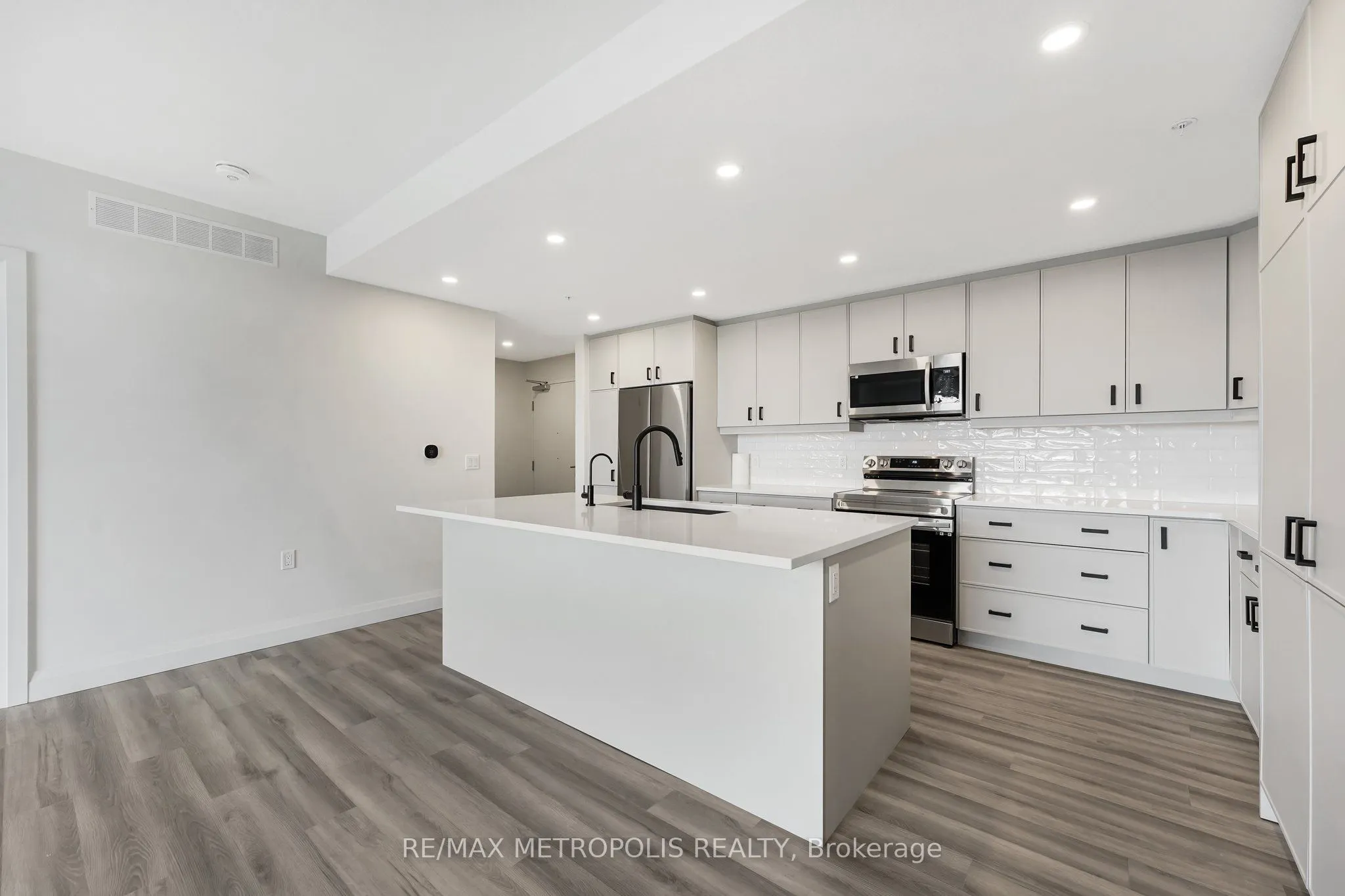 99B Farley Road, #407