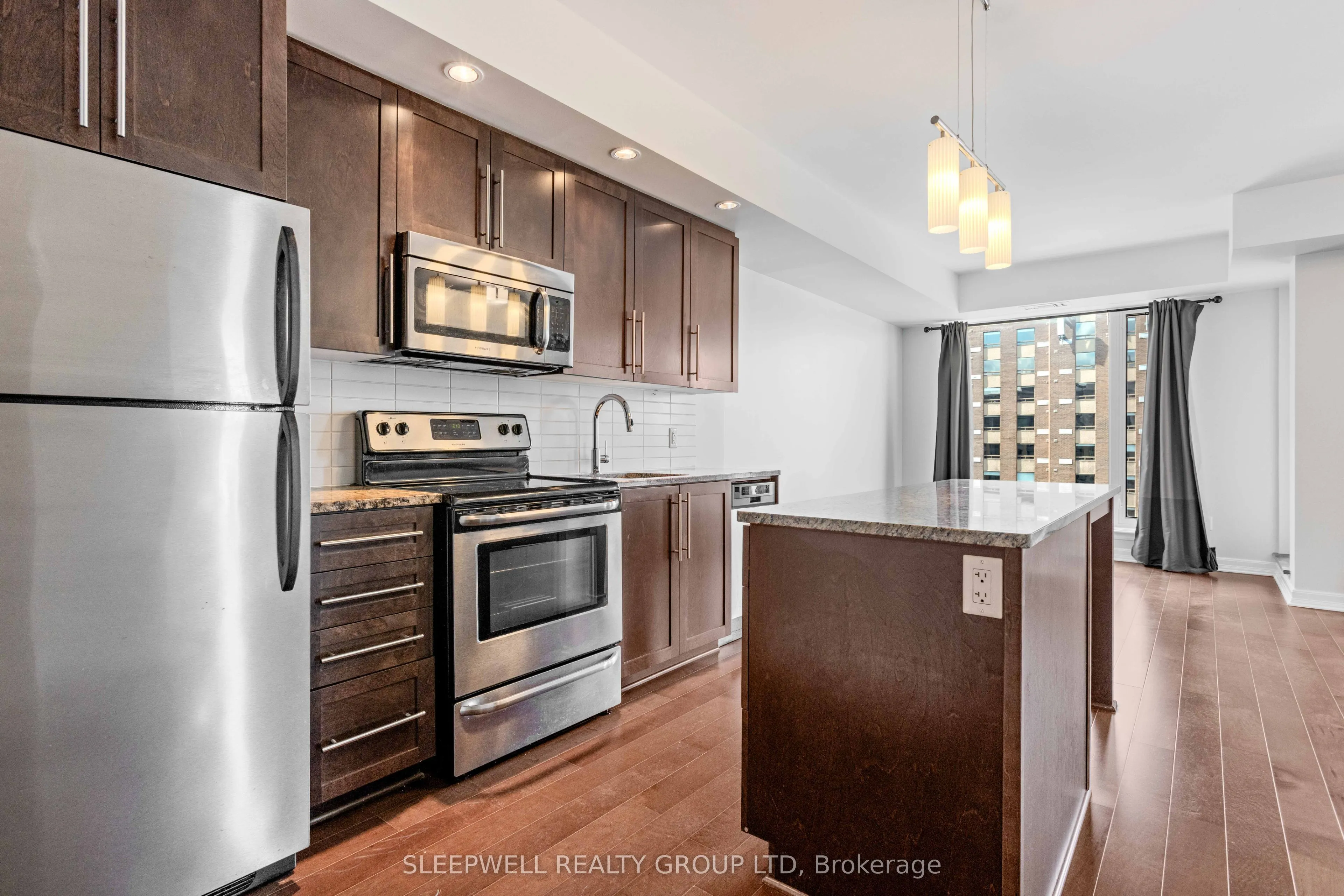 238 Besserer Street, #1212