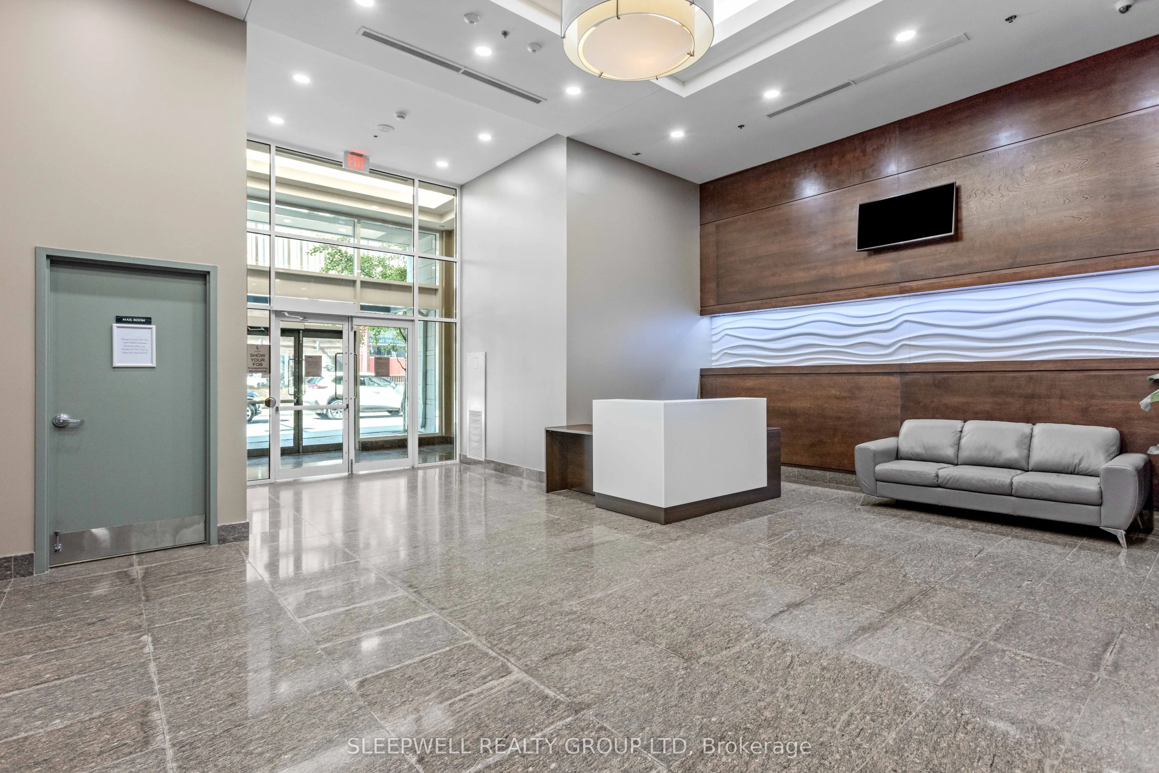 238 Besserer Street, #1212
