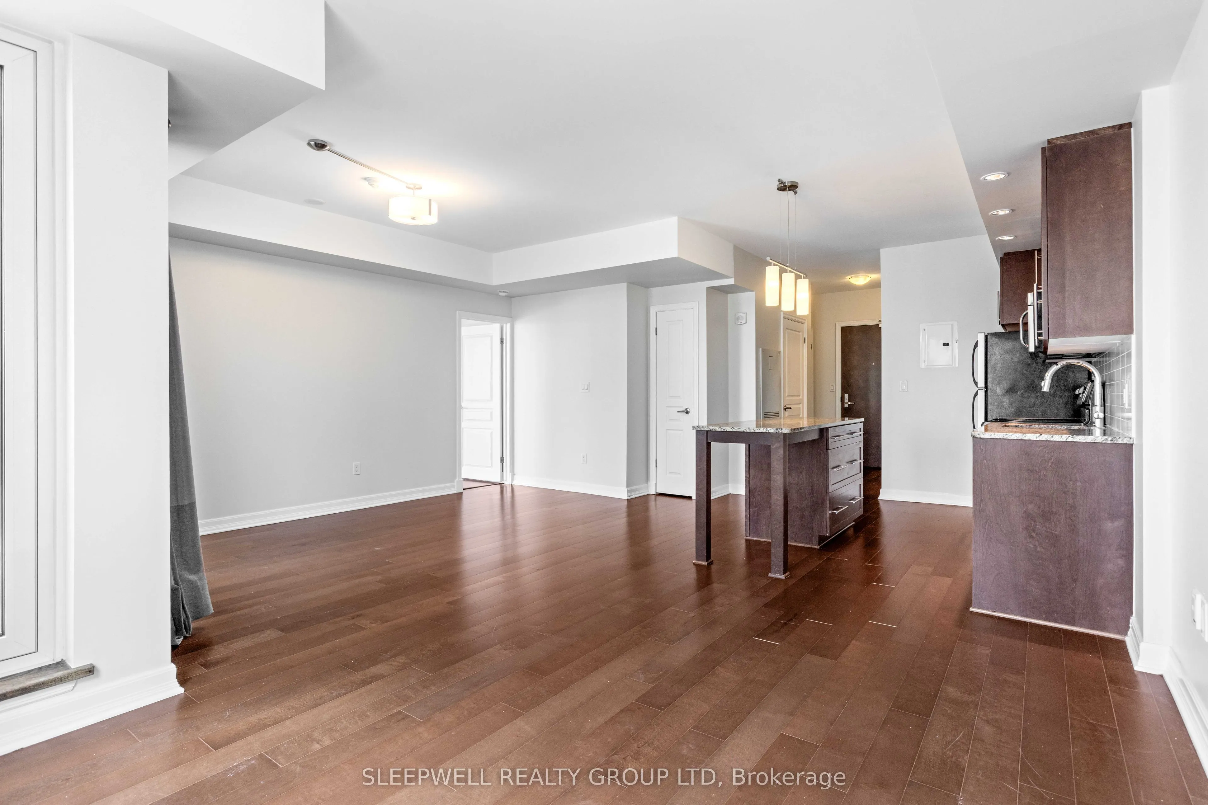 238 Besserer Street, #1212
