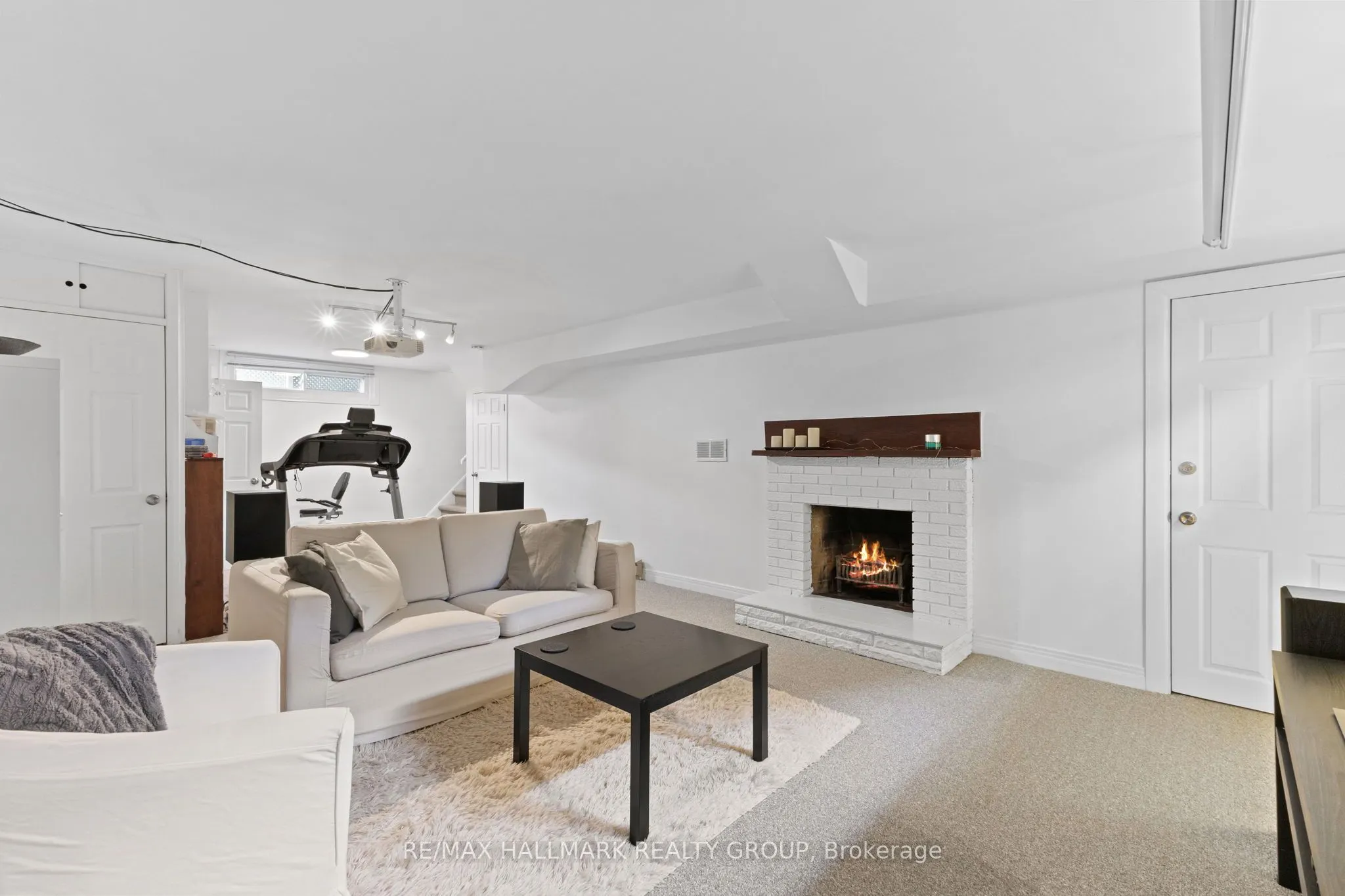1215 Willowdale Avenue, #1217