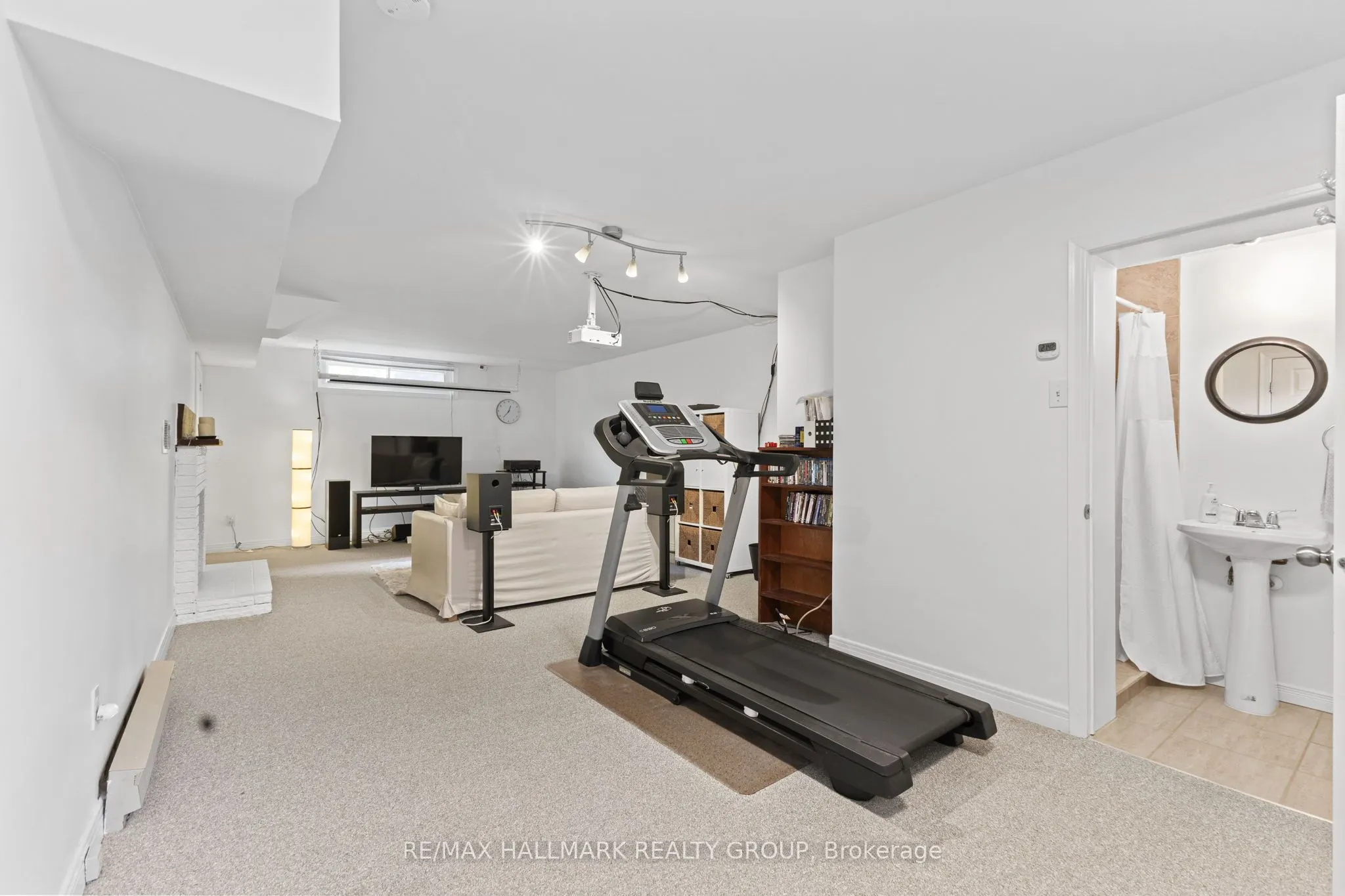 1215 Willowdale Avenue, #1217