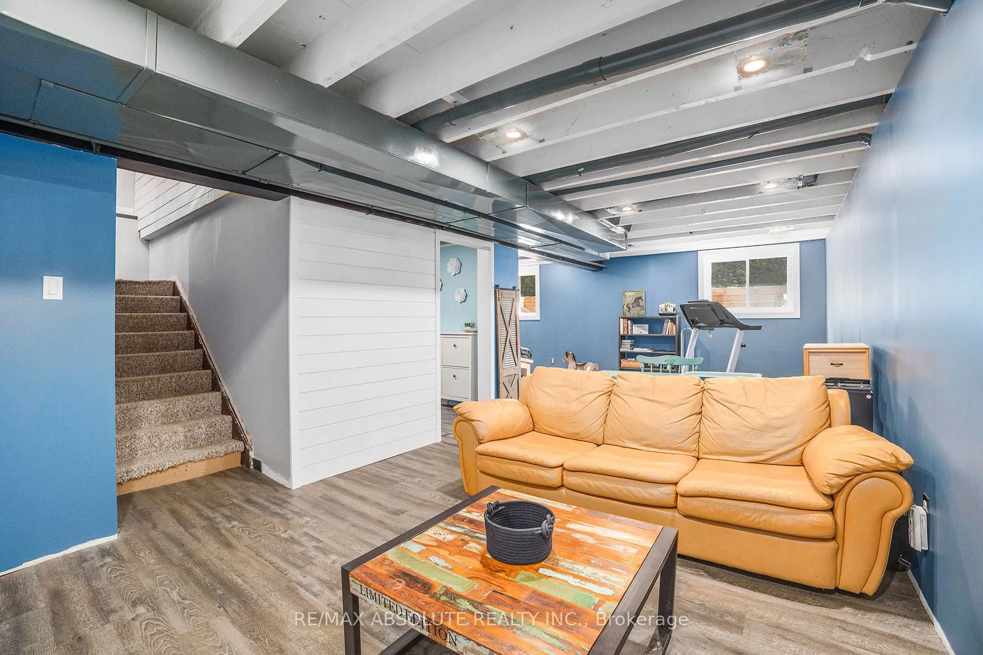 1494 McLachlan Road