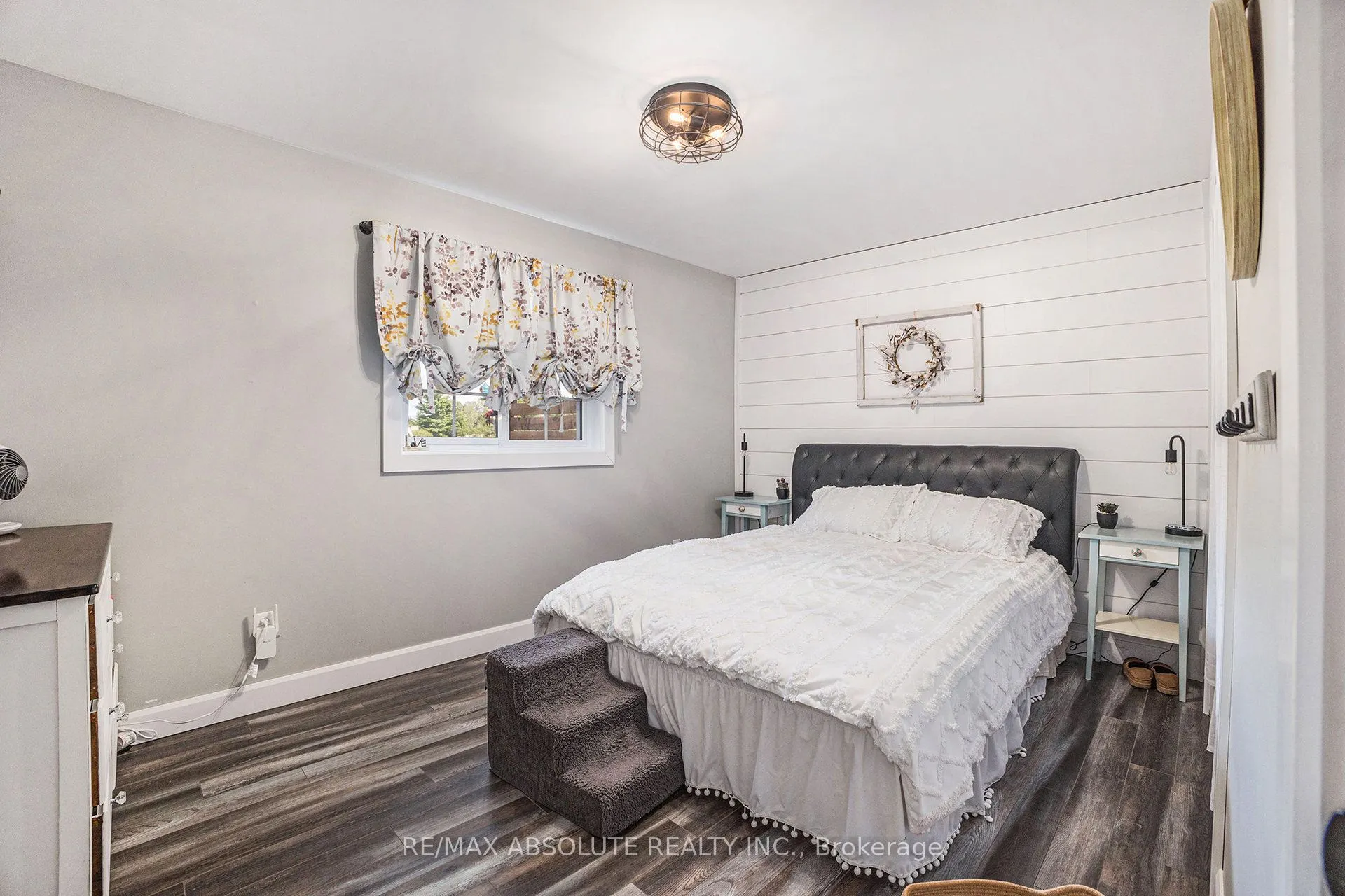 1494 McLachlan Road