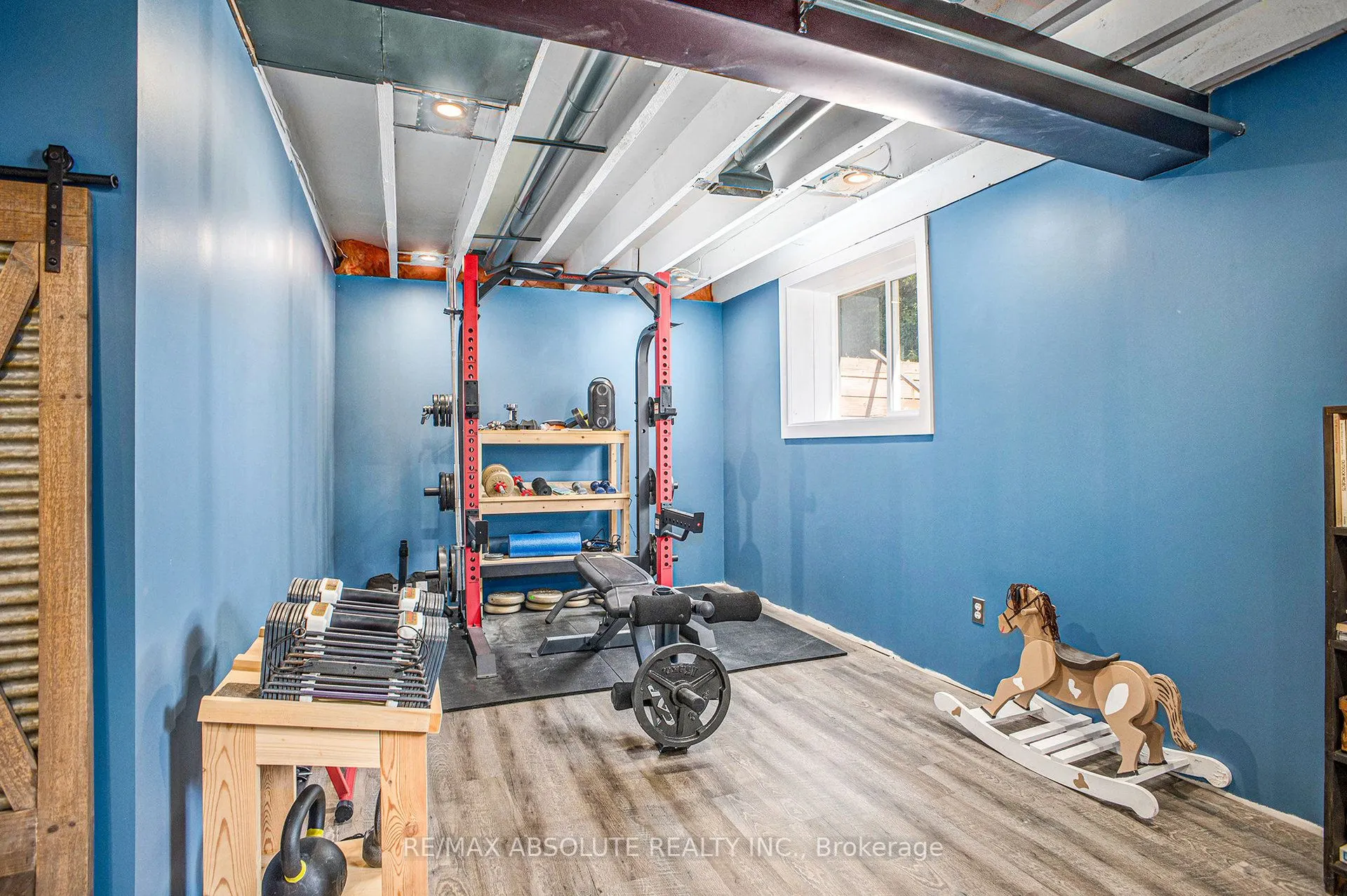 1494 McLachlan Road