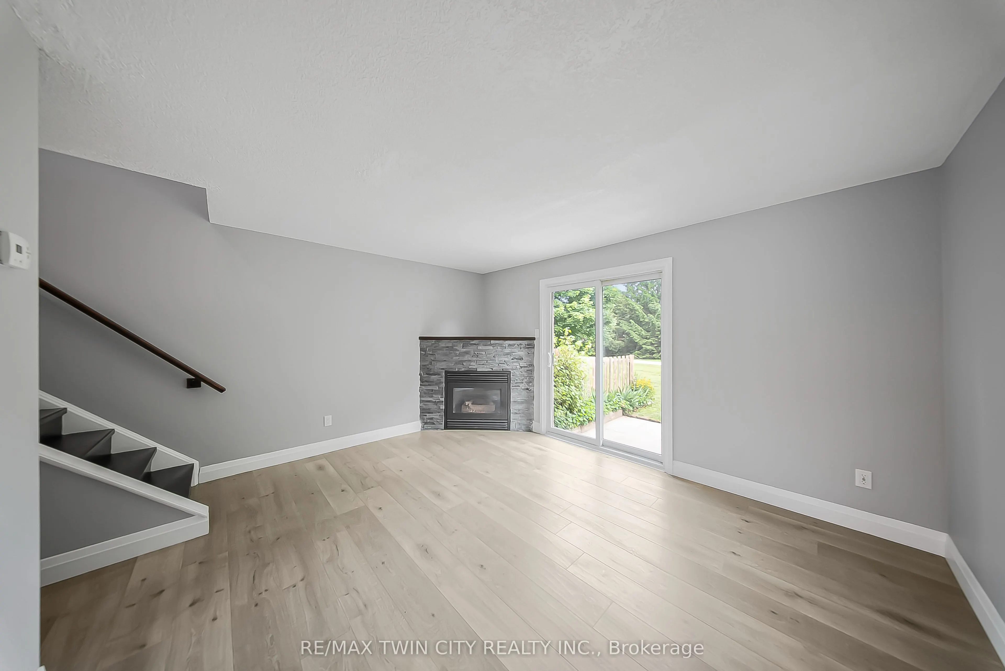 750 Erinbrook Drive, #14