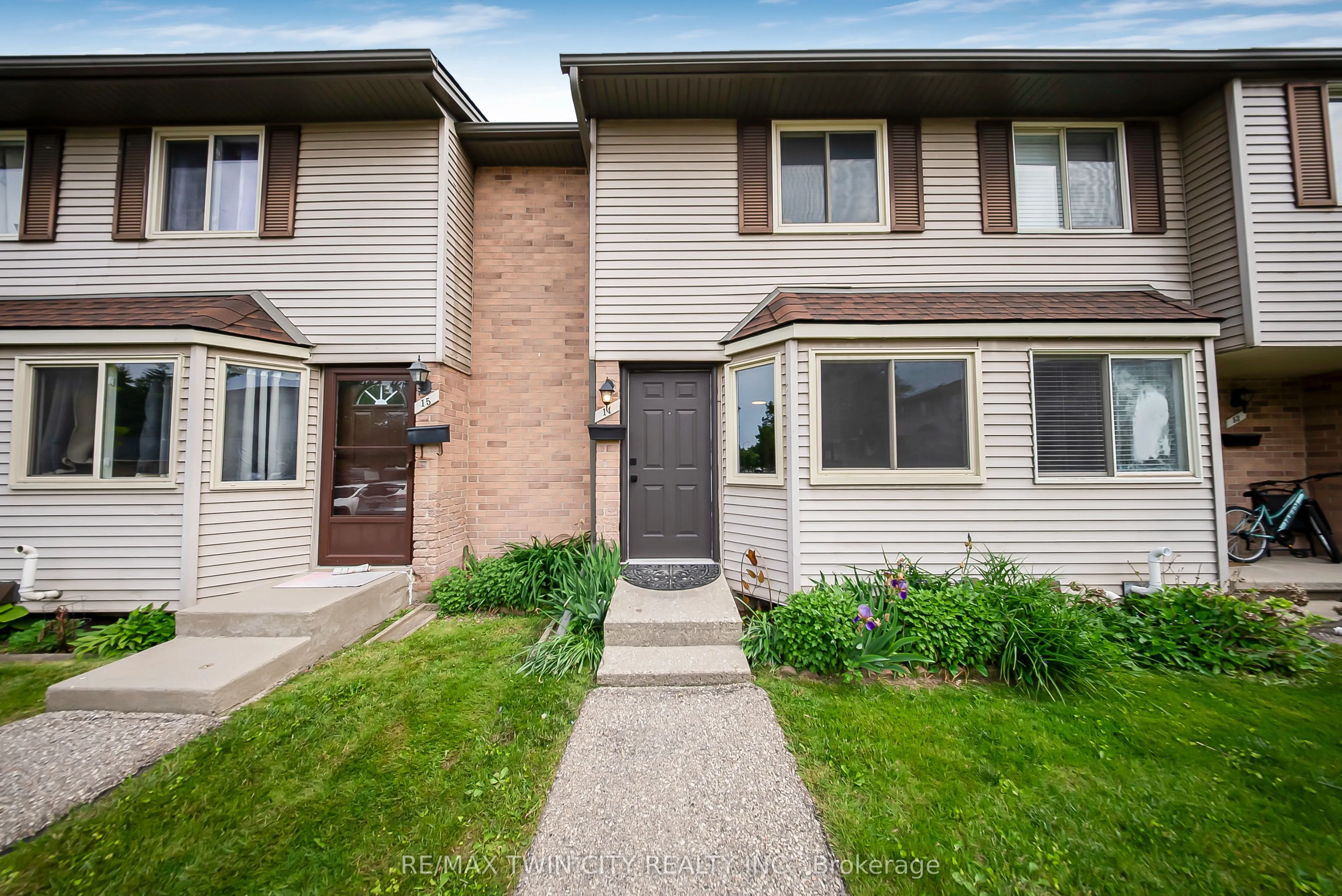 750 Erinbrook Drive, #14