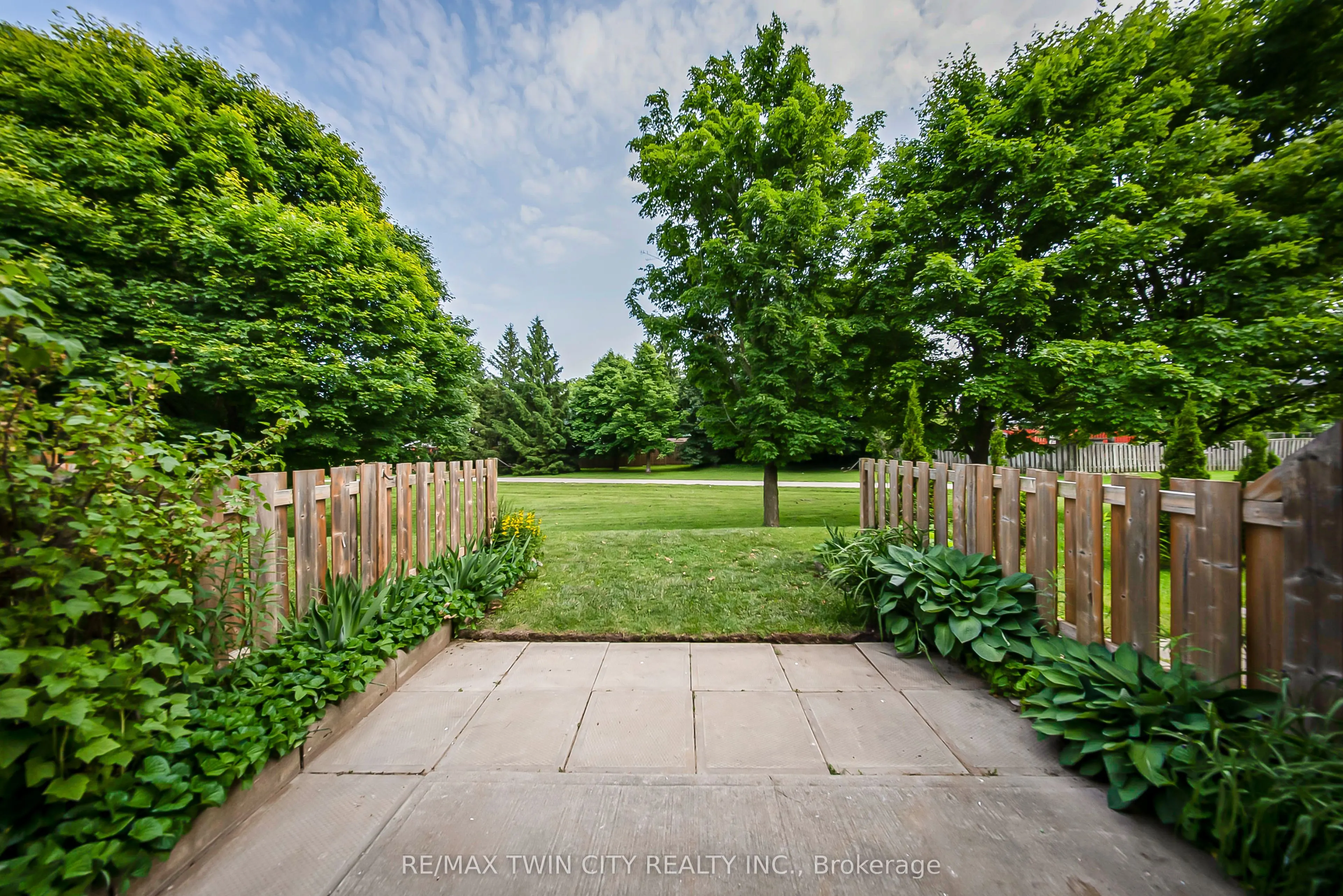 750 Erinbrook Drive, #14