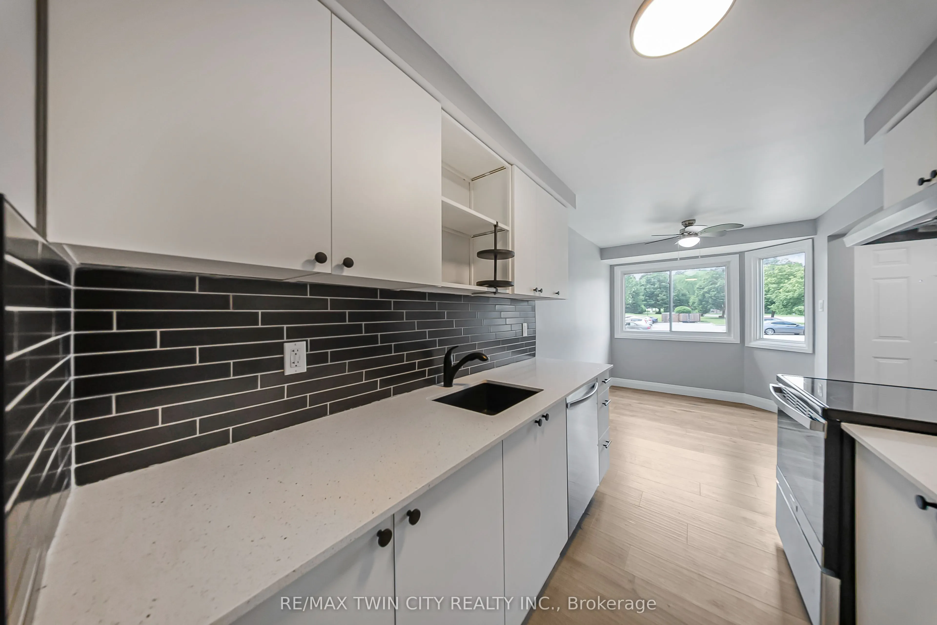 750 Erinbrook Drive, #14