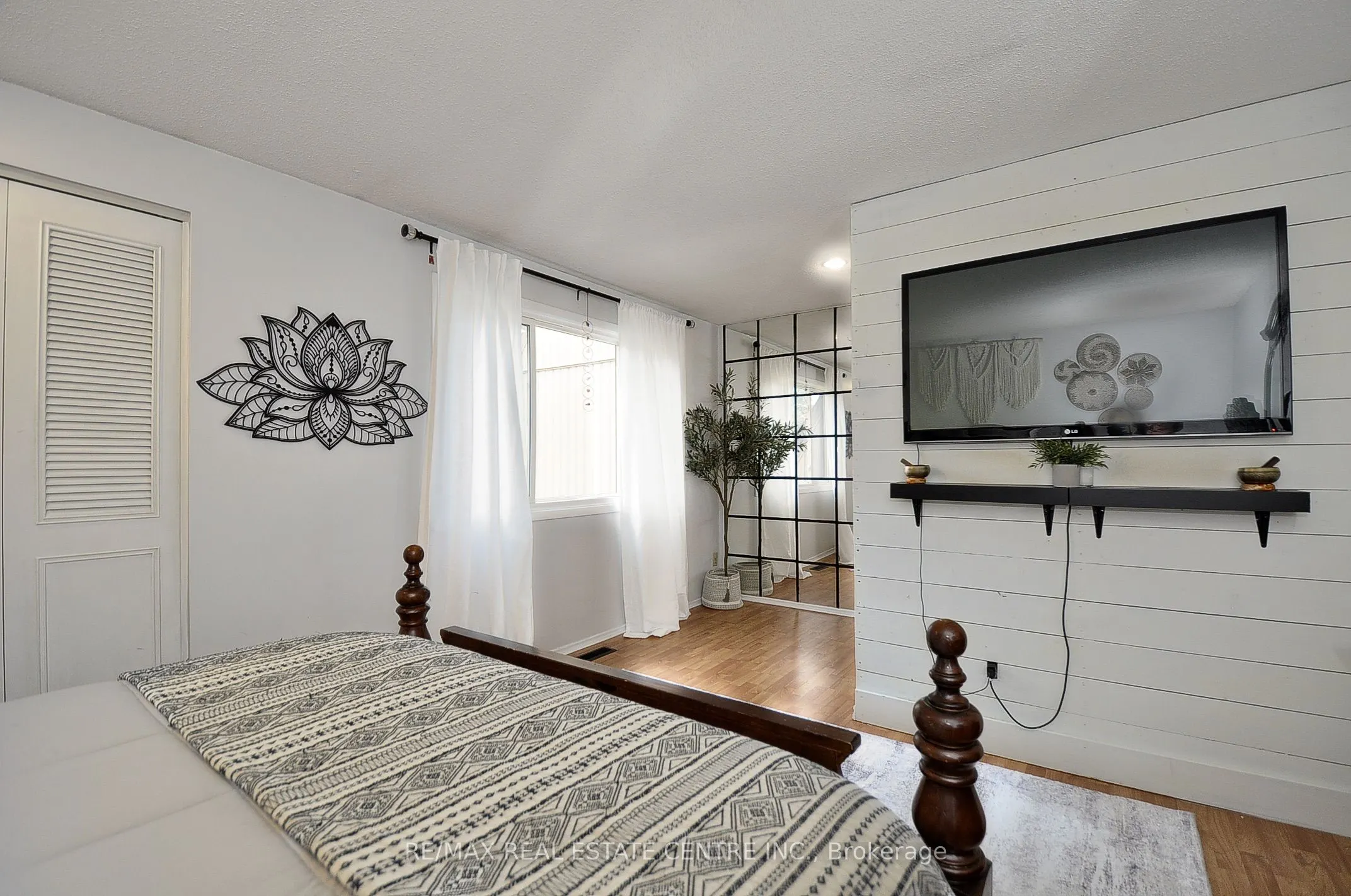279 Sandowne Drive, #21