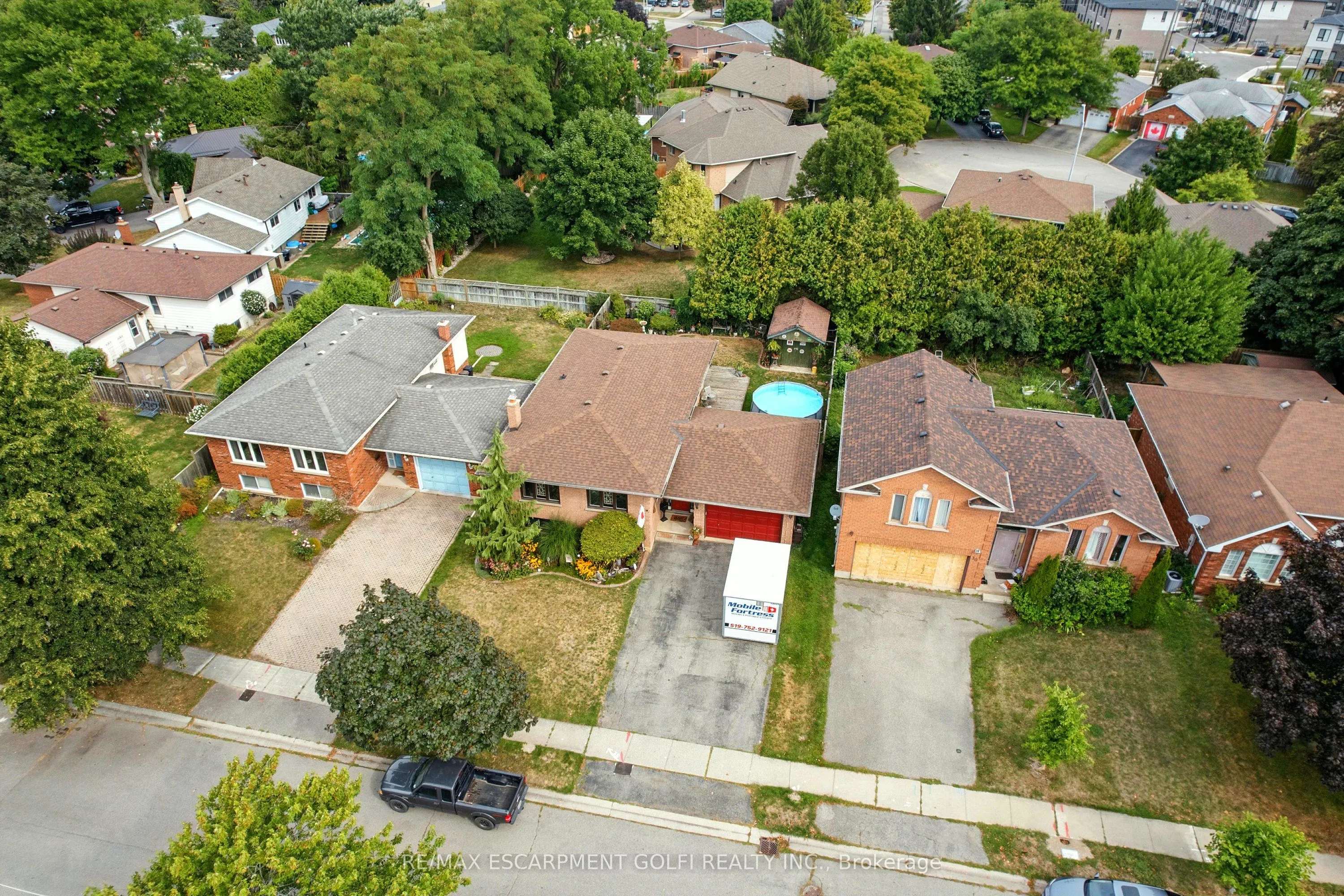 26 Adelaide Avenue