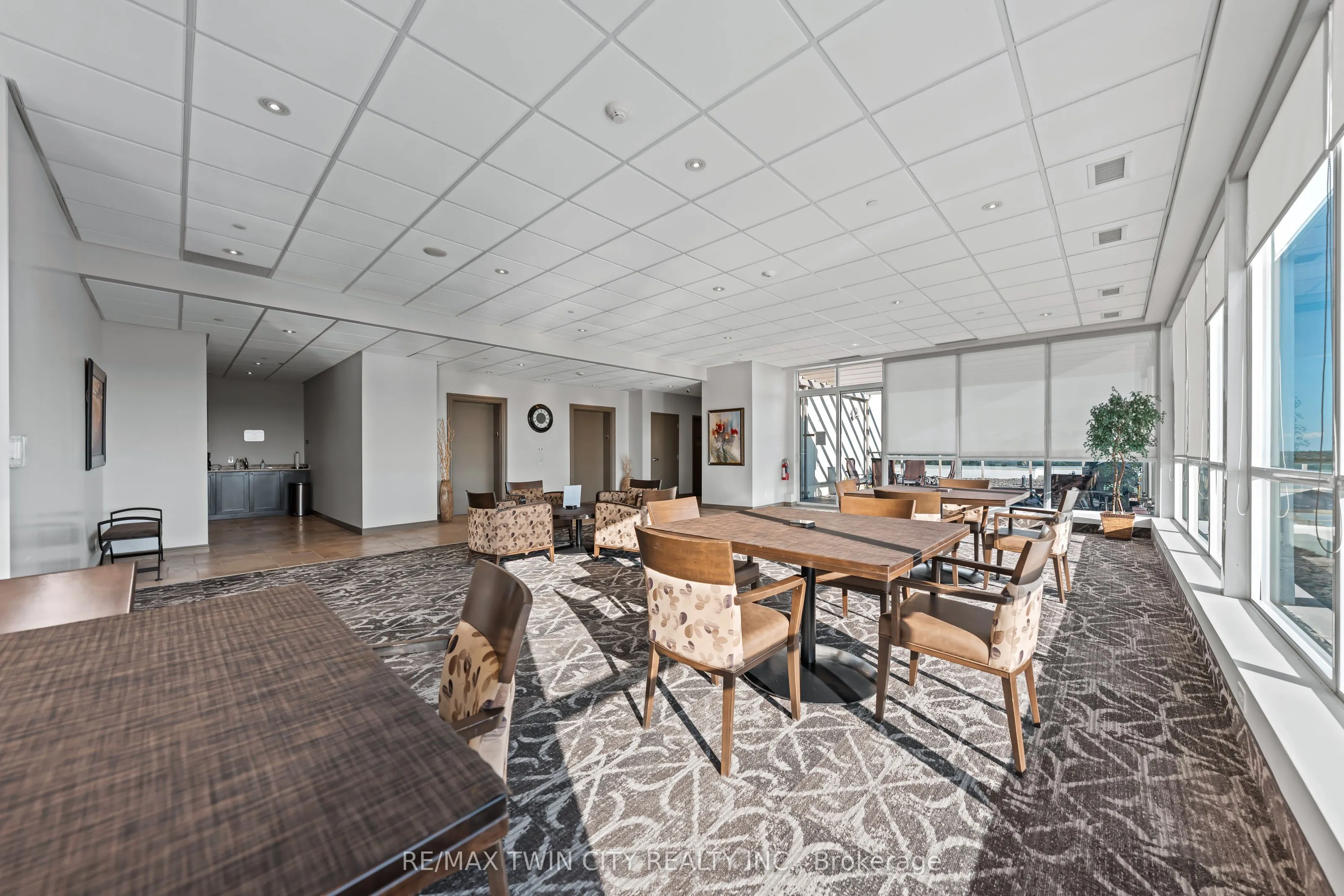 223 Erb Street W, #706