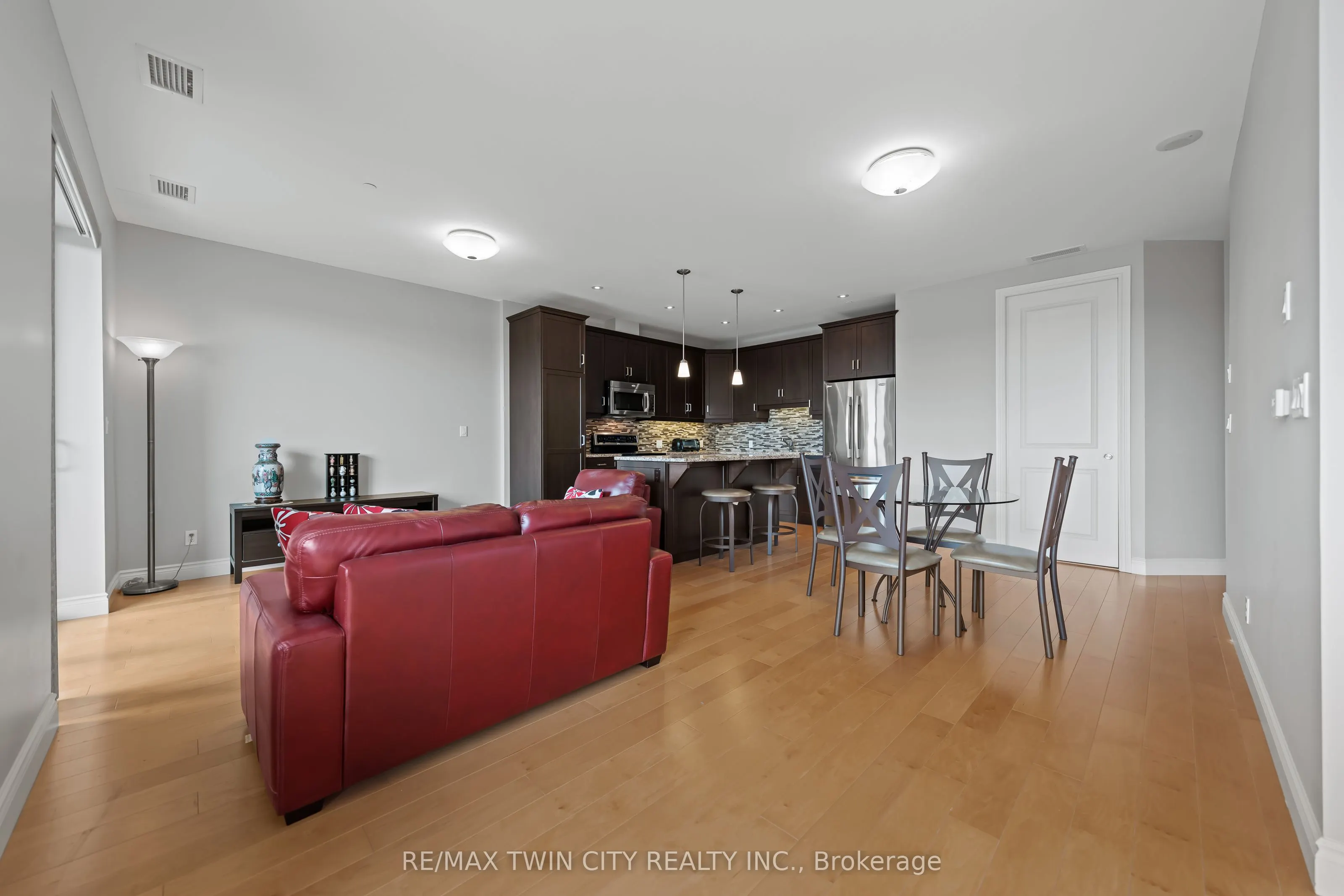 223 Erb Street W, #706