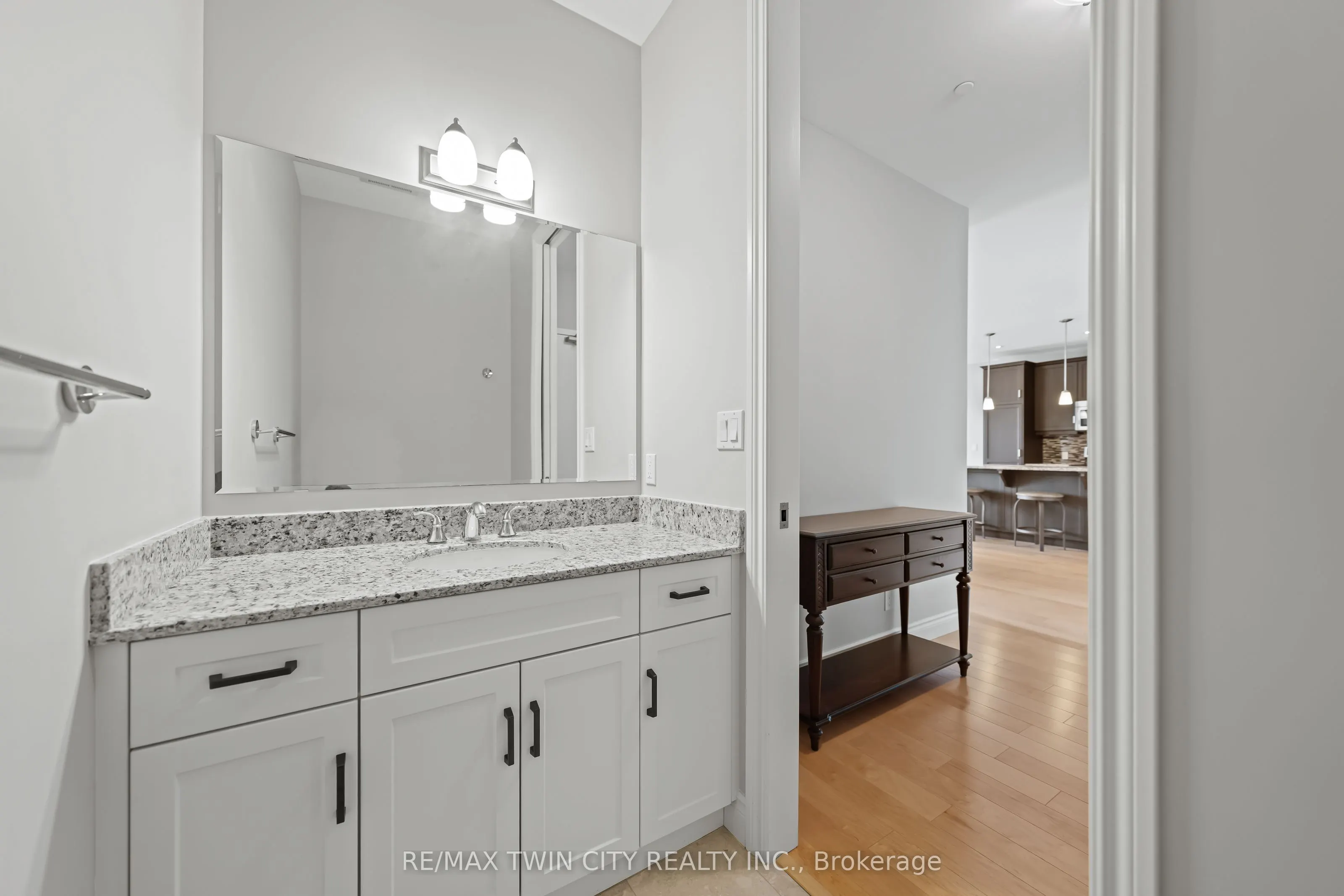 223 Erb Street W, #706