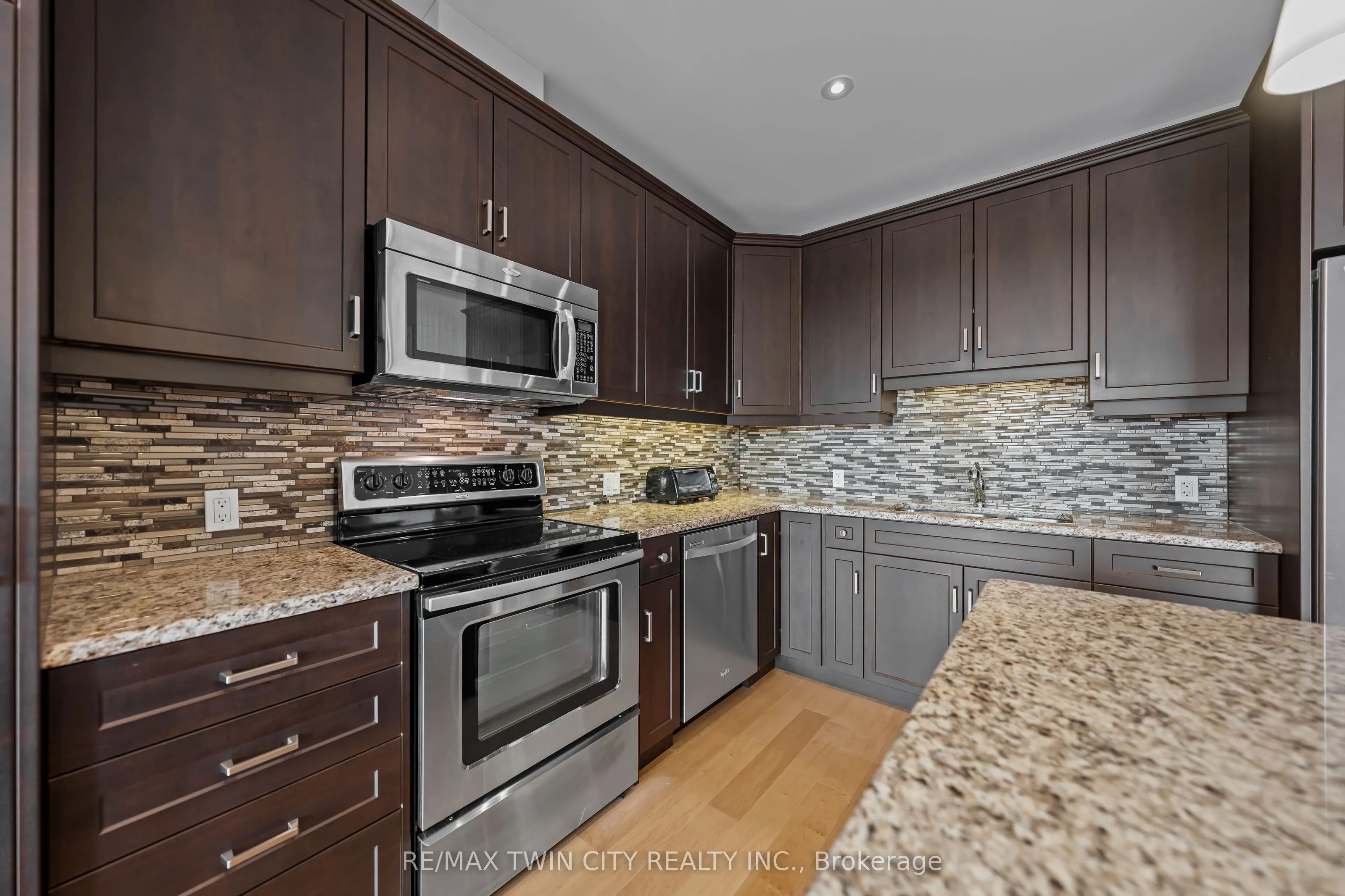 223 Erb Street W, #706