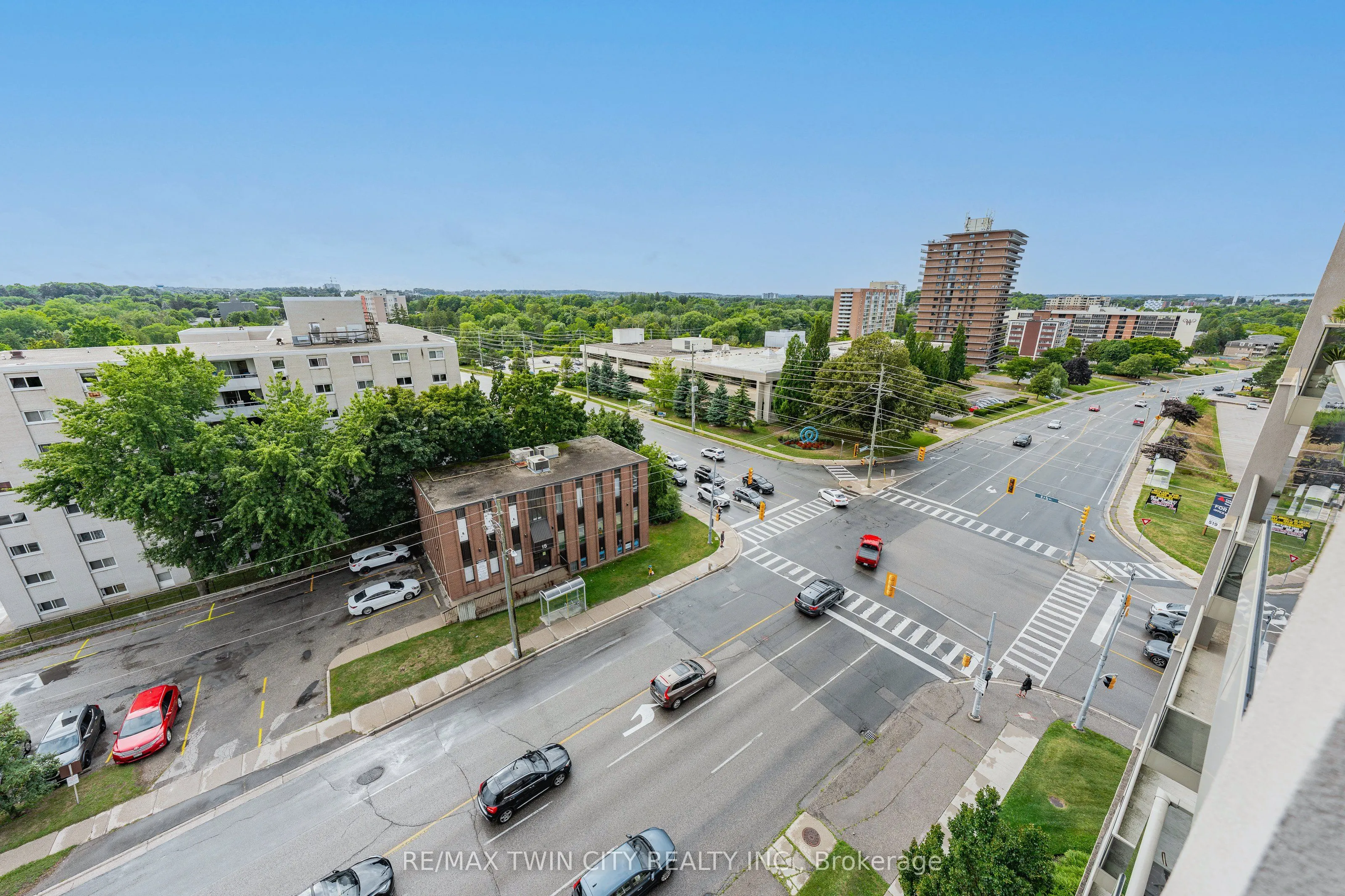 223 Erb Street W, #706