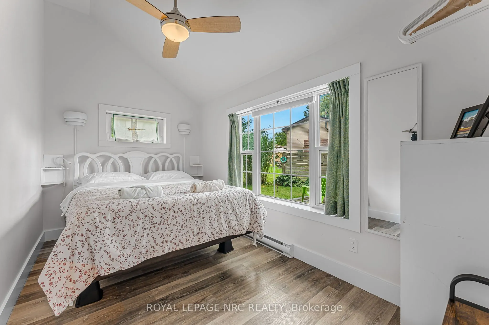 3983 Victoria Road