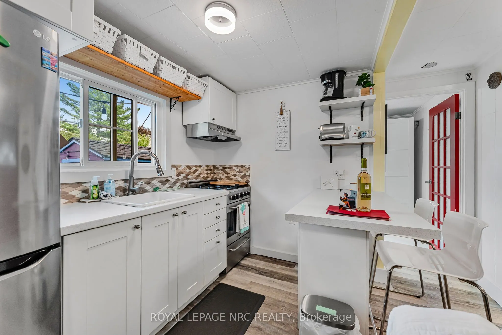 3983 Victoria Road