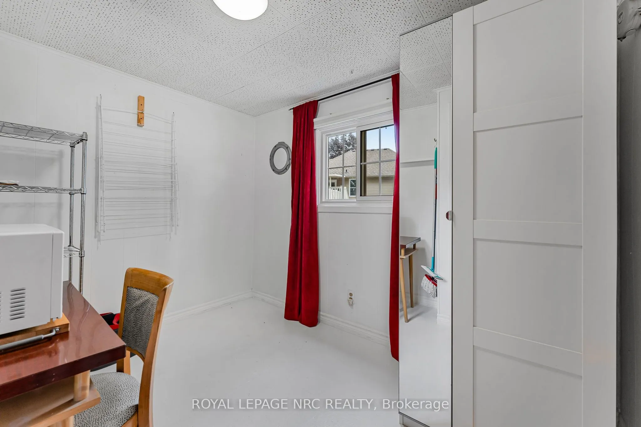 3983 Victoria Road