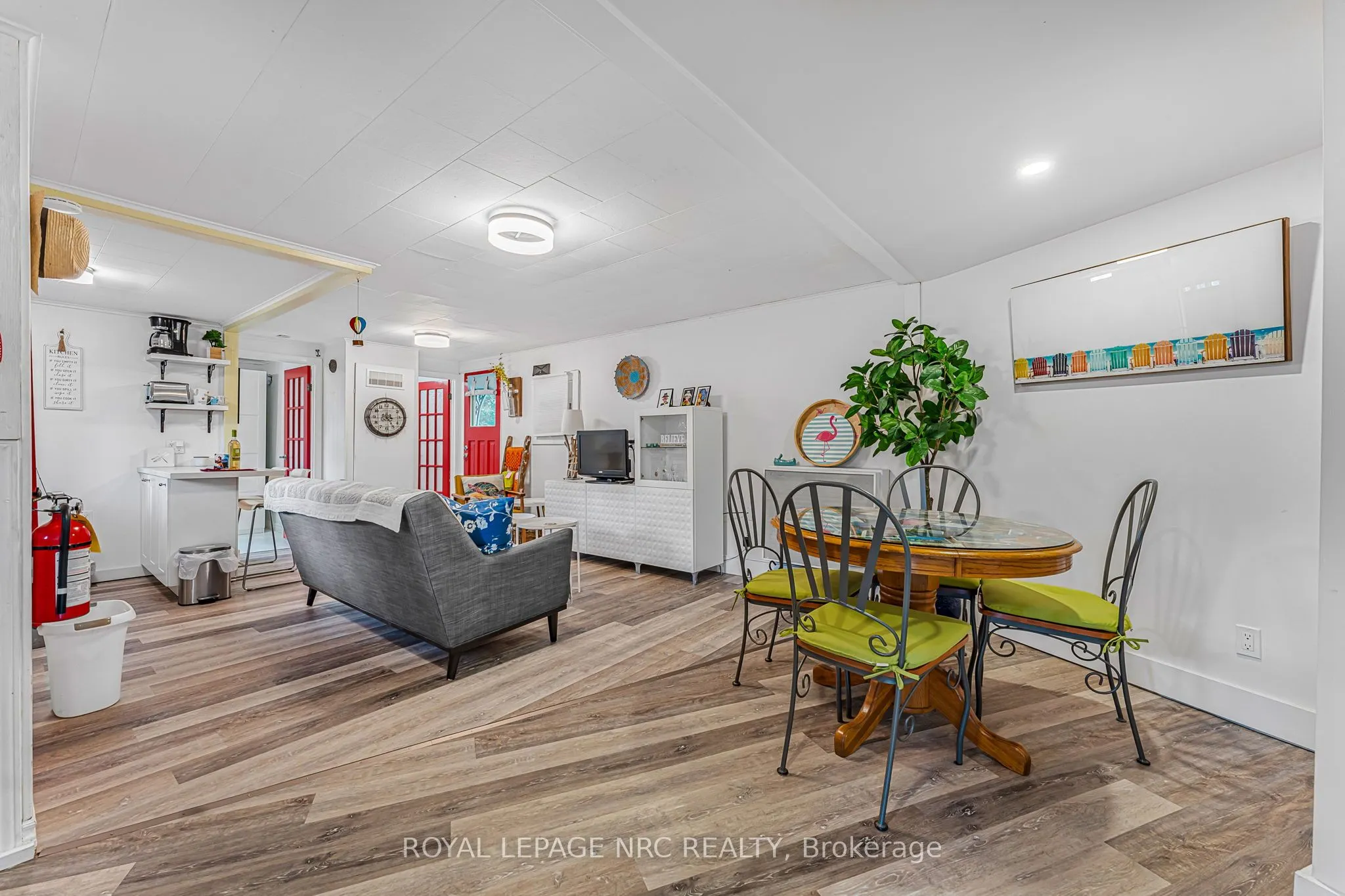 3983 Victoria Road