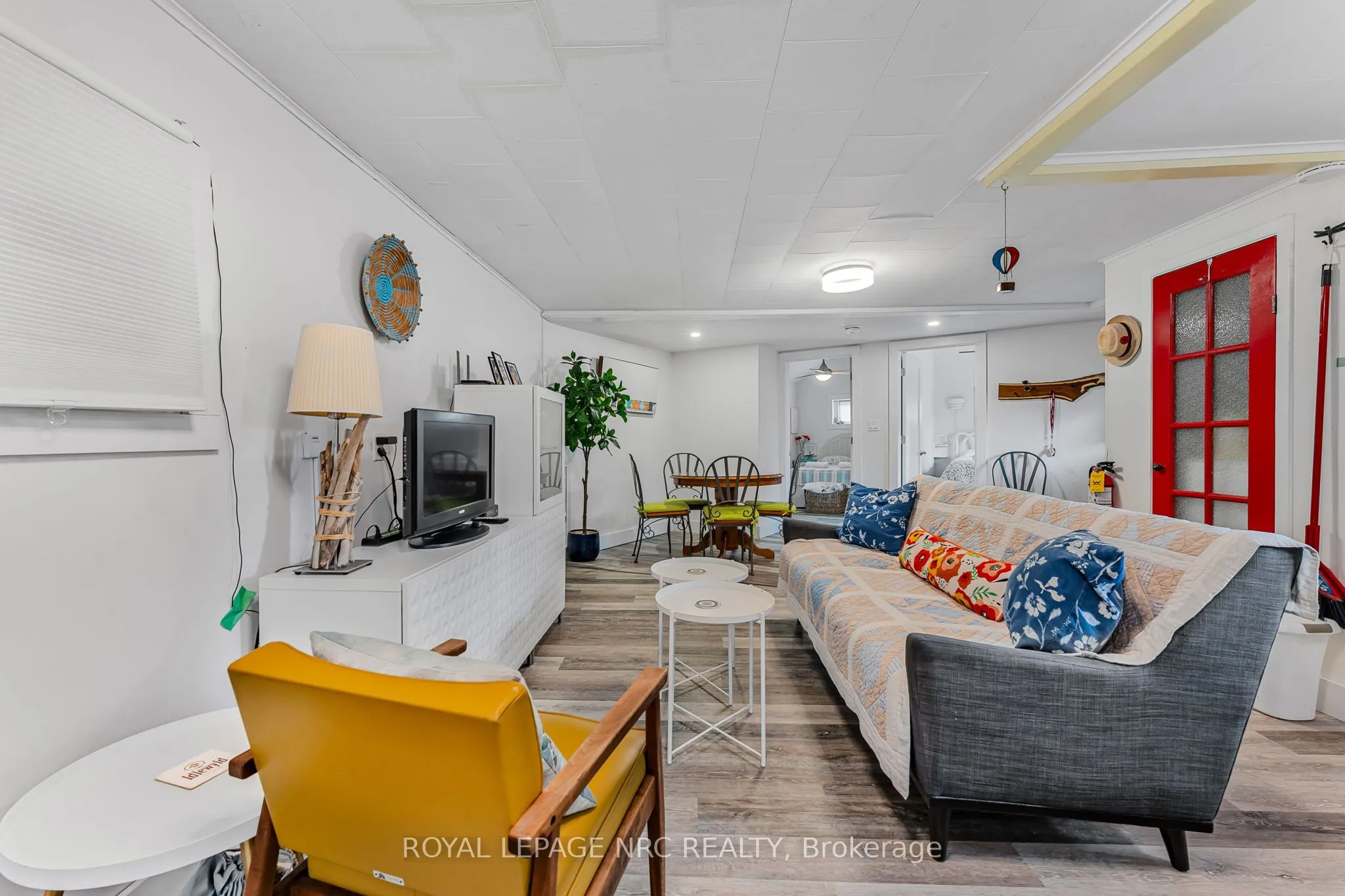 3983 Victoria Road