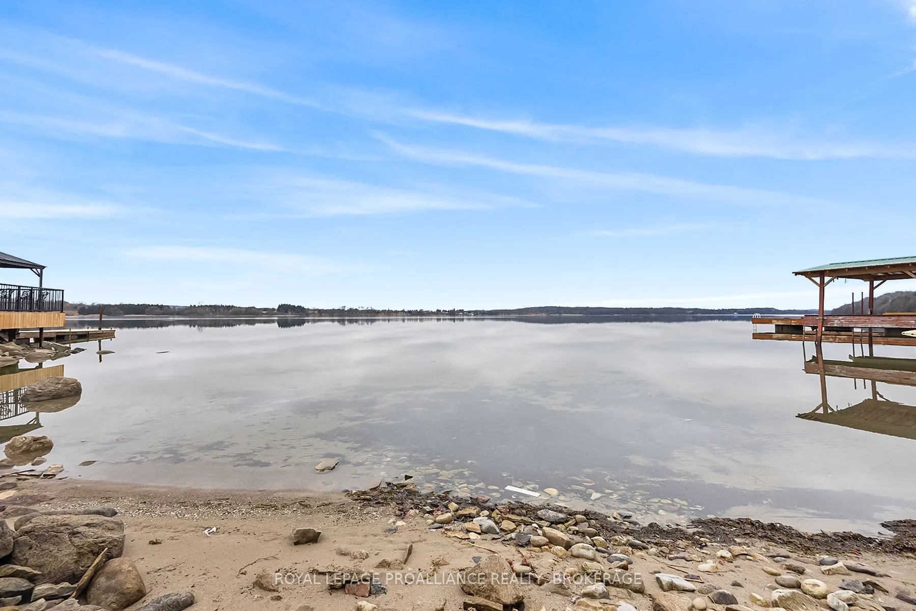 1 Leavis Shores