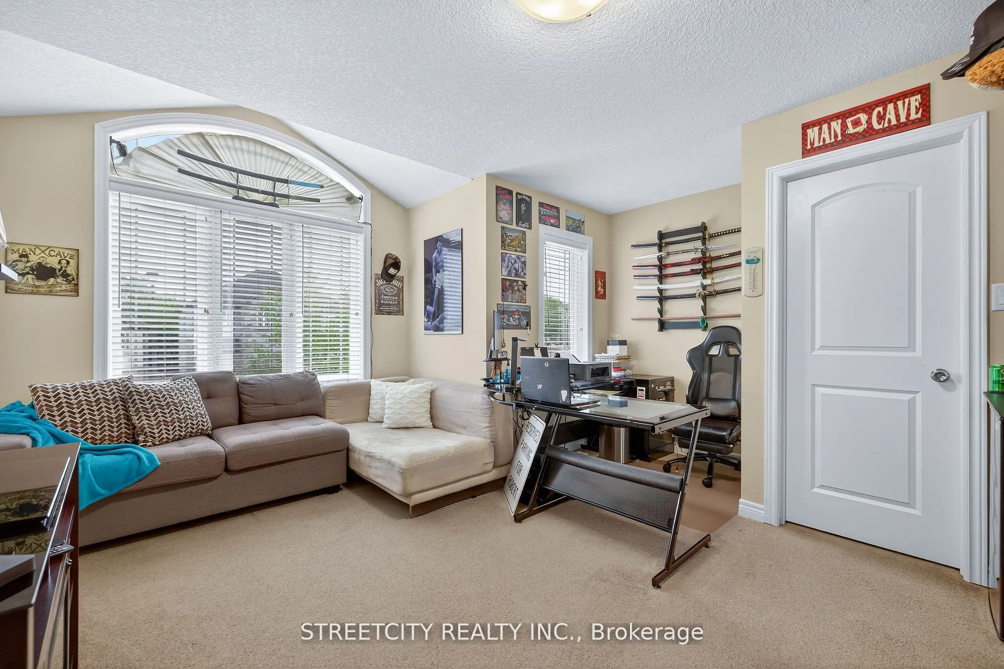 28 Gouda Place