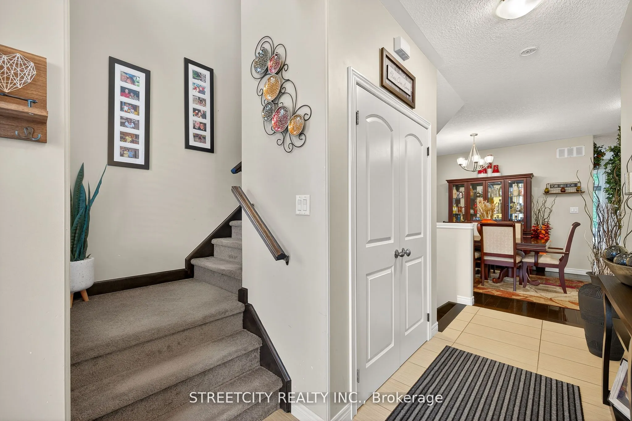 28 Gouda Place