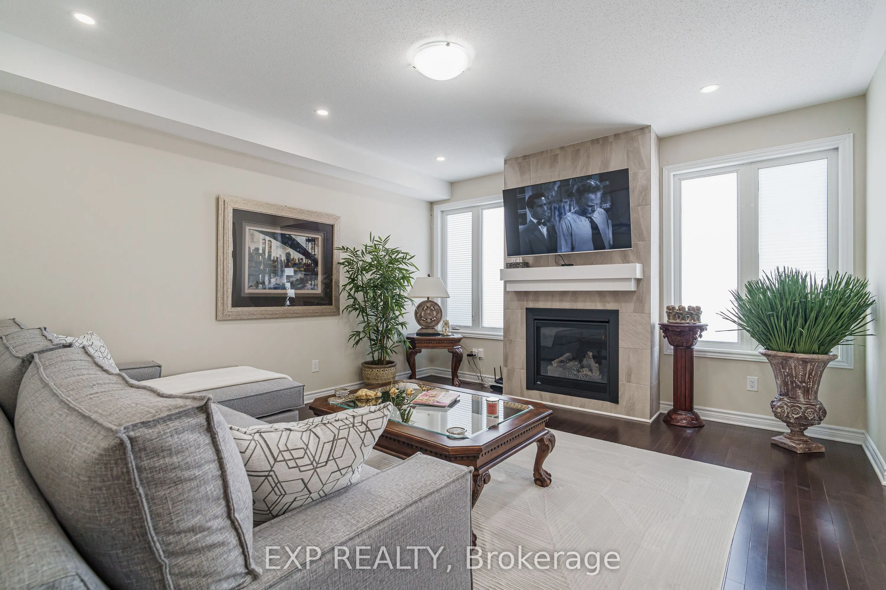 628 Eagle Crest Heights