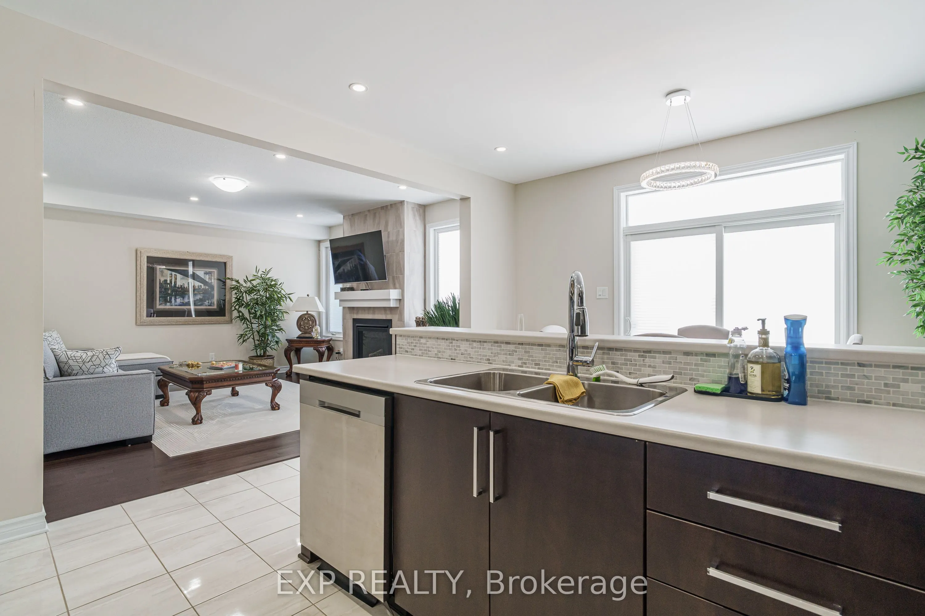 628 Eagle Crest Heights