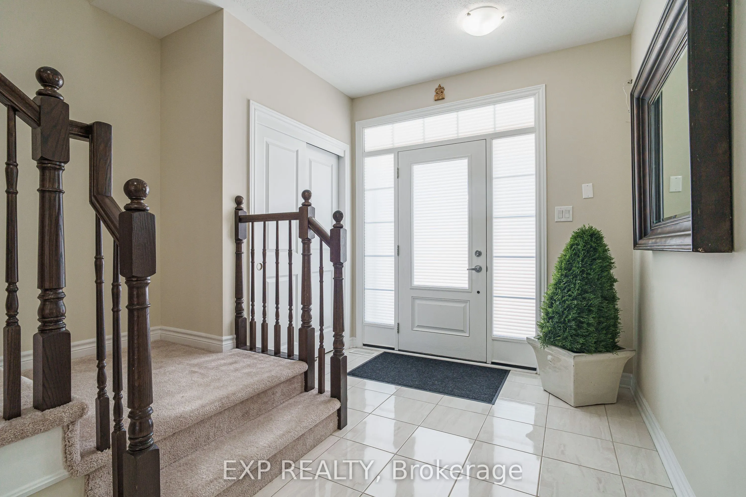 628 Eagle Crest Heights