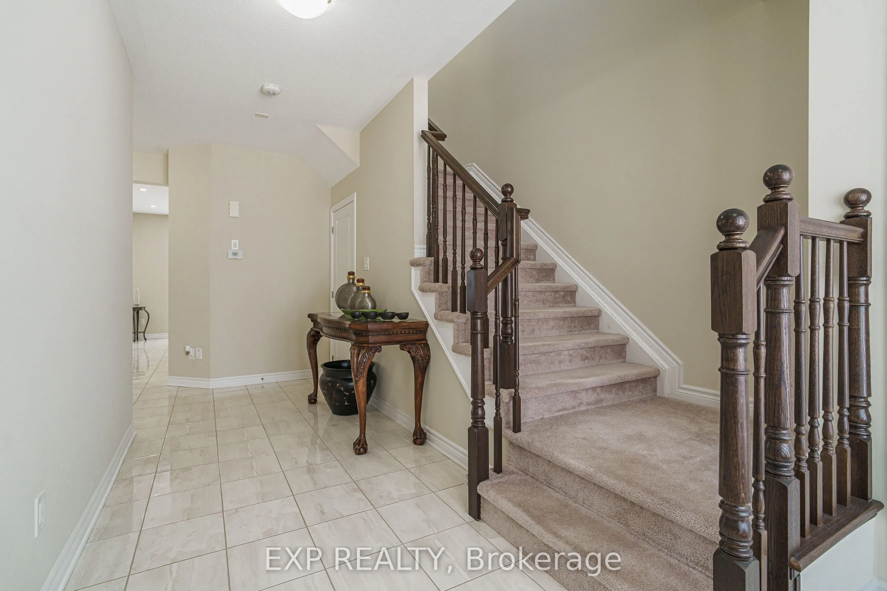 628 Eagle Crest Heights