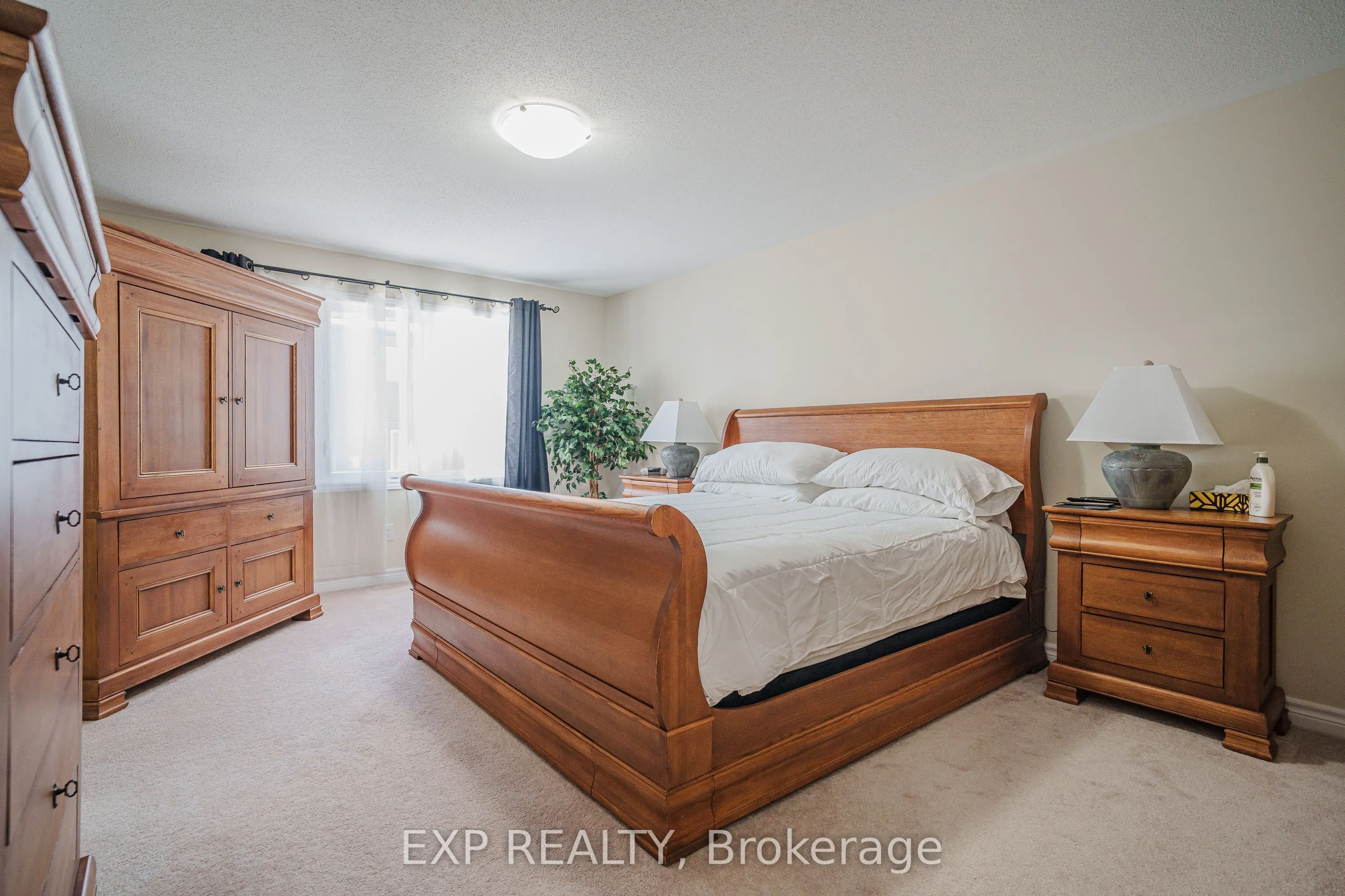 628 Eagle Crest Heights