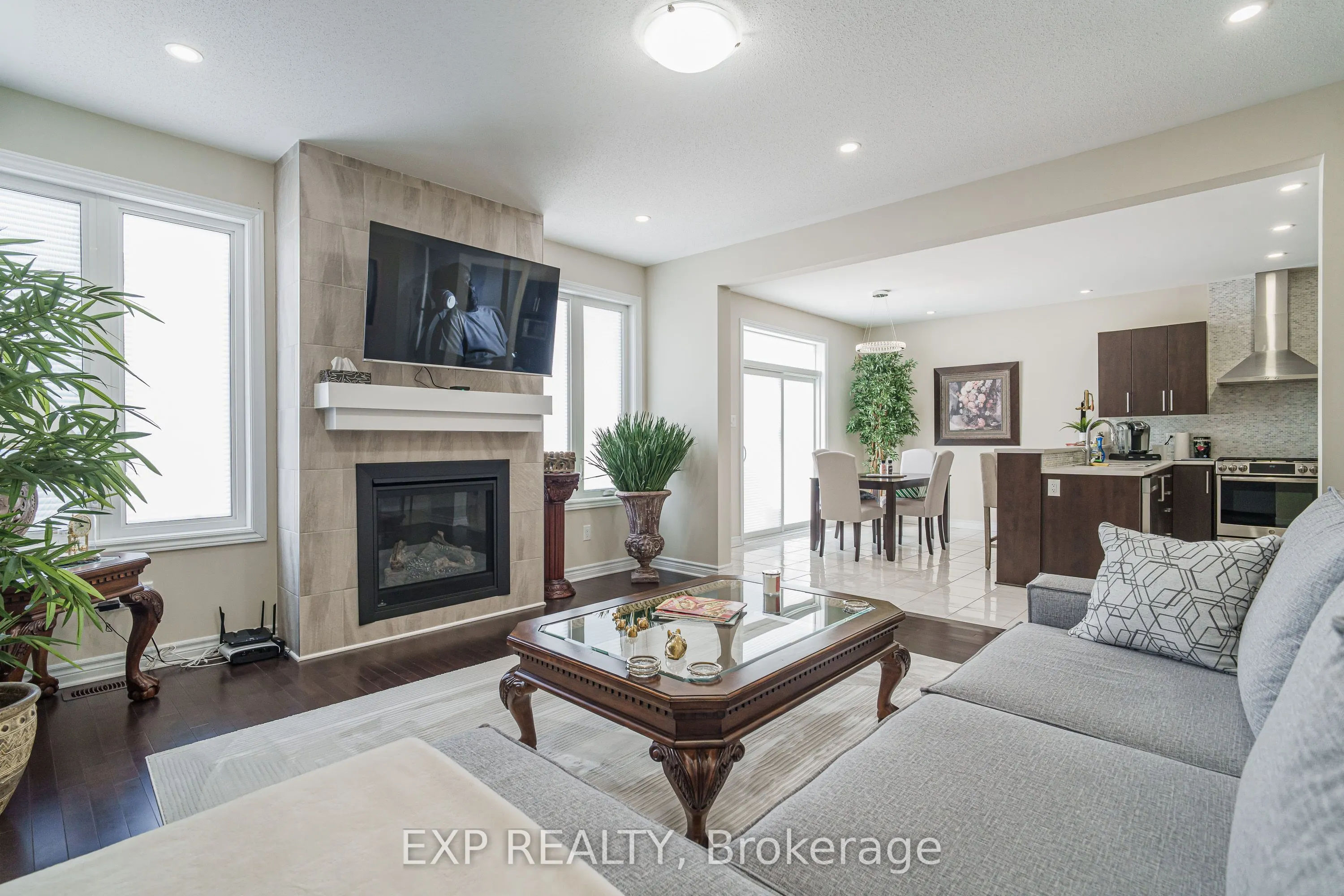 628 Eagle Crest Heights