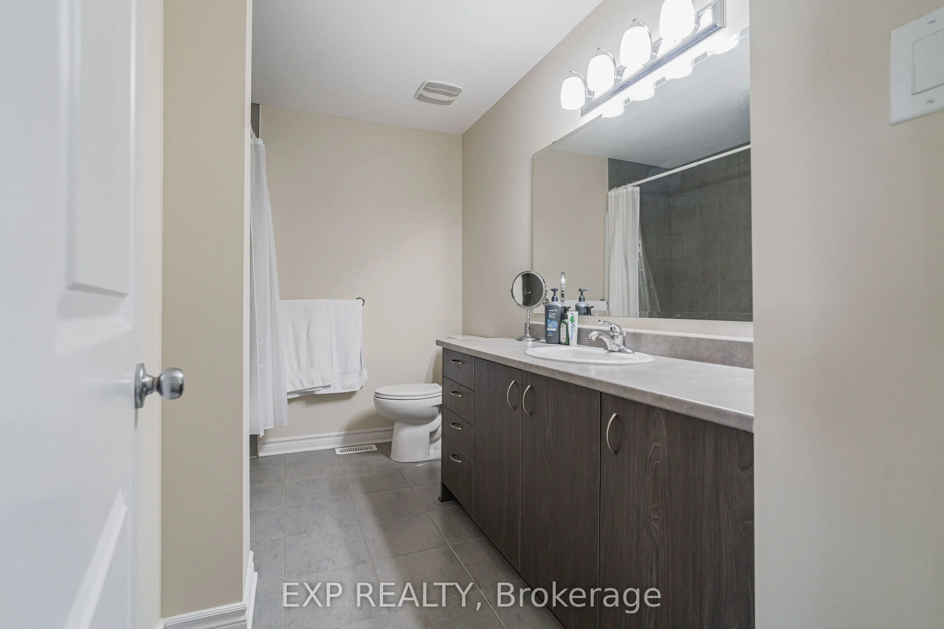628 Eagle Crest Heights