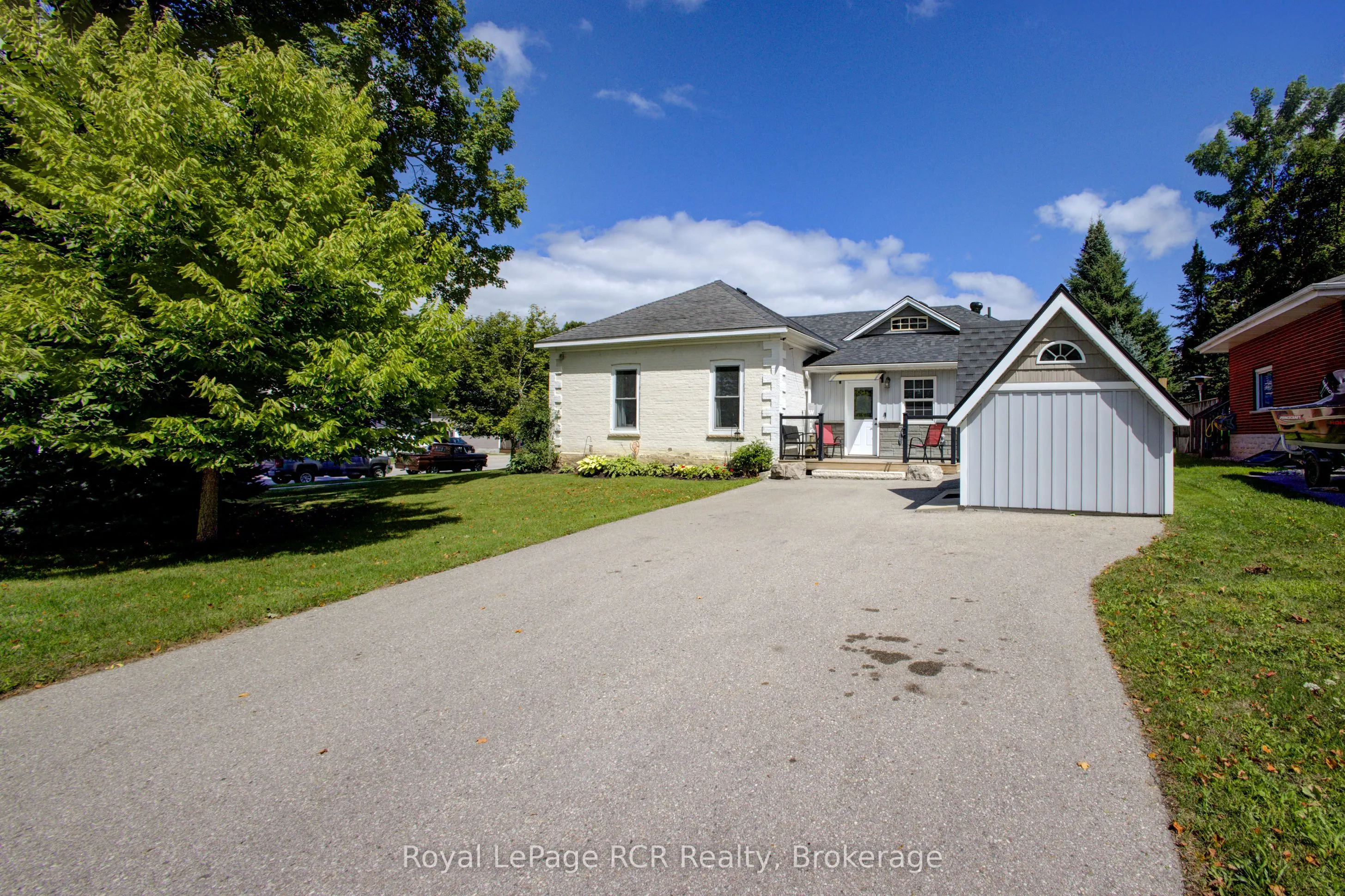 134 Frederick Street E