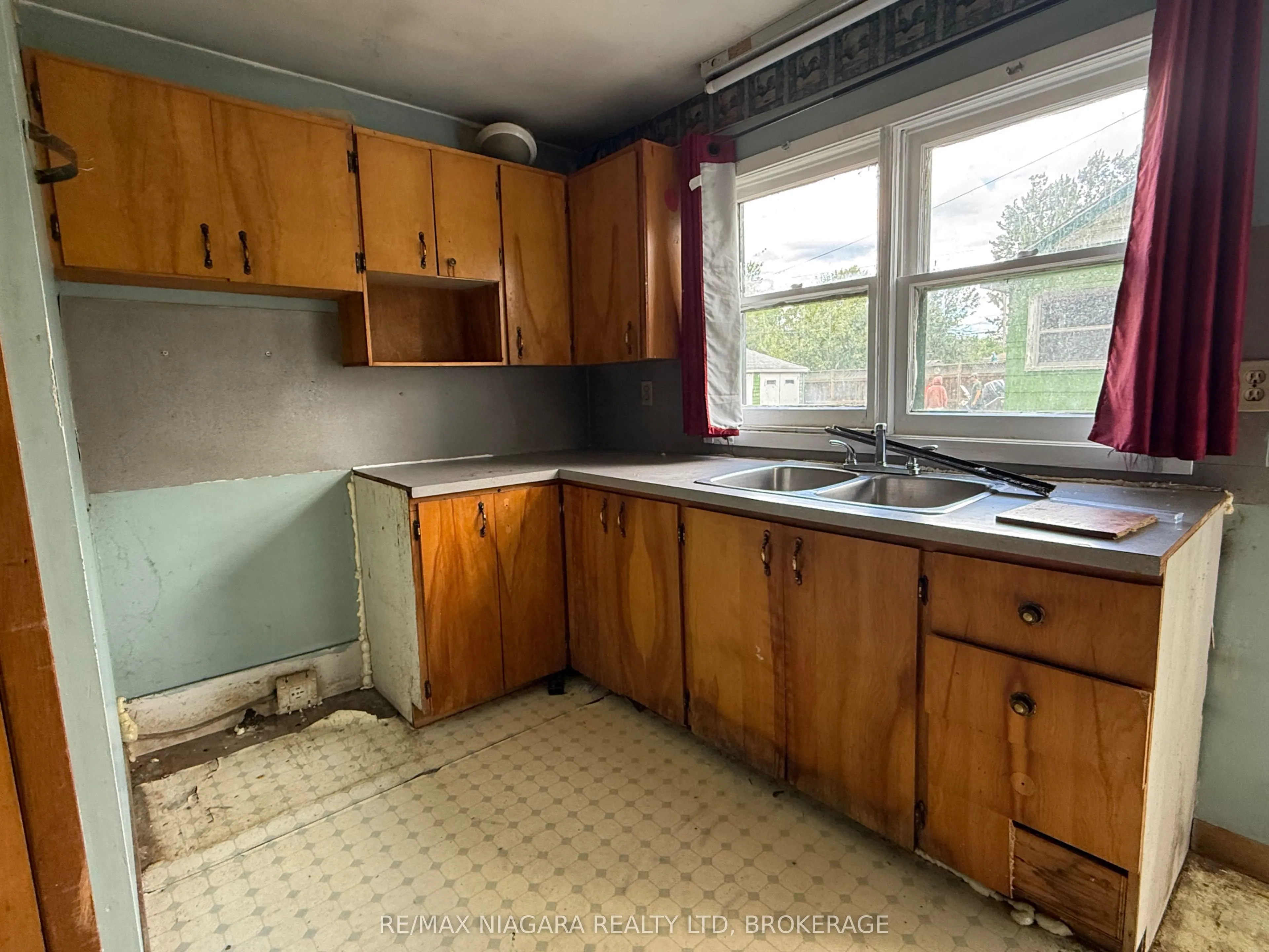 441 Crescent Road