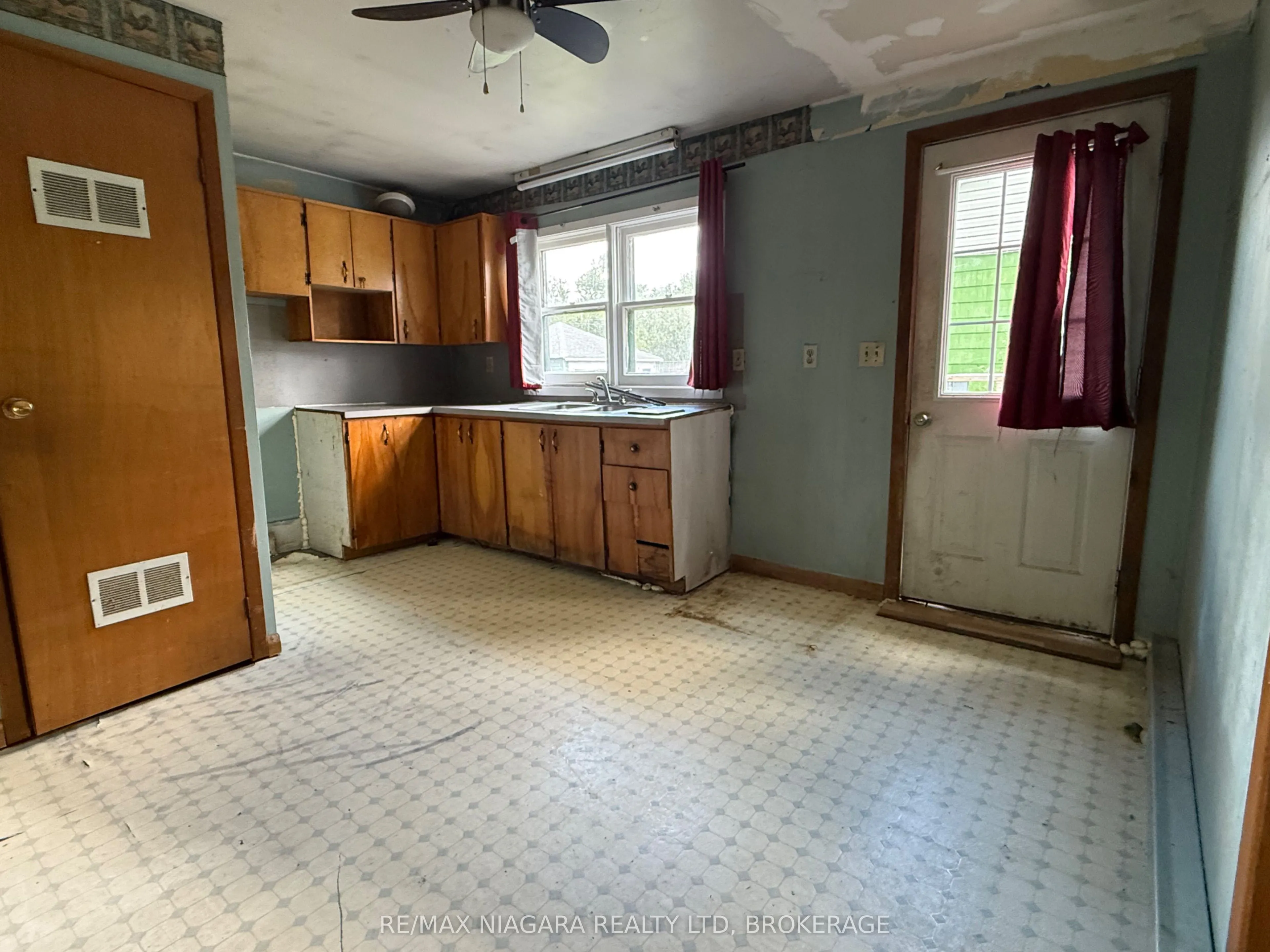 441 Crescent Road