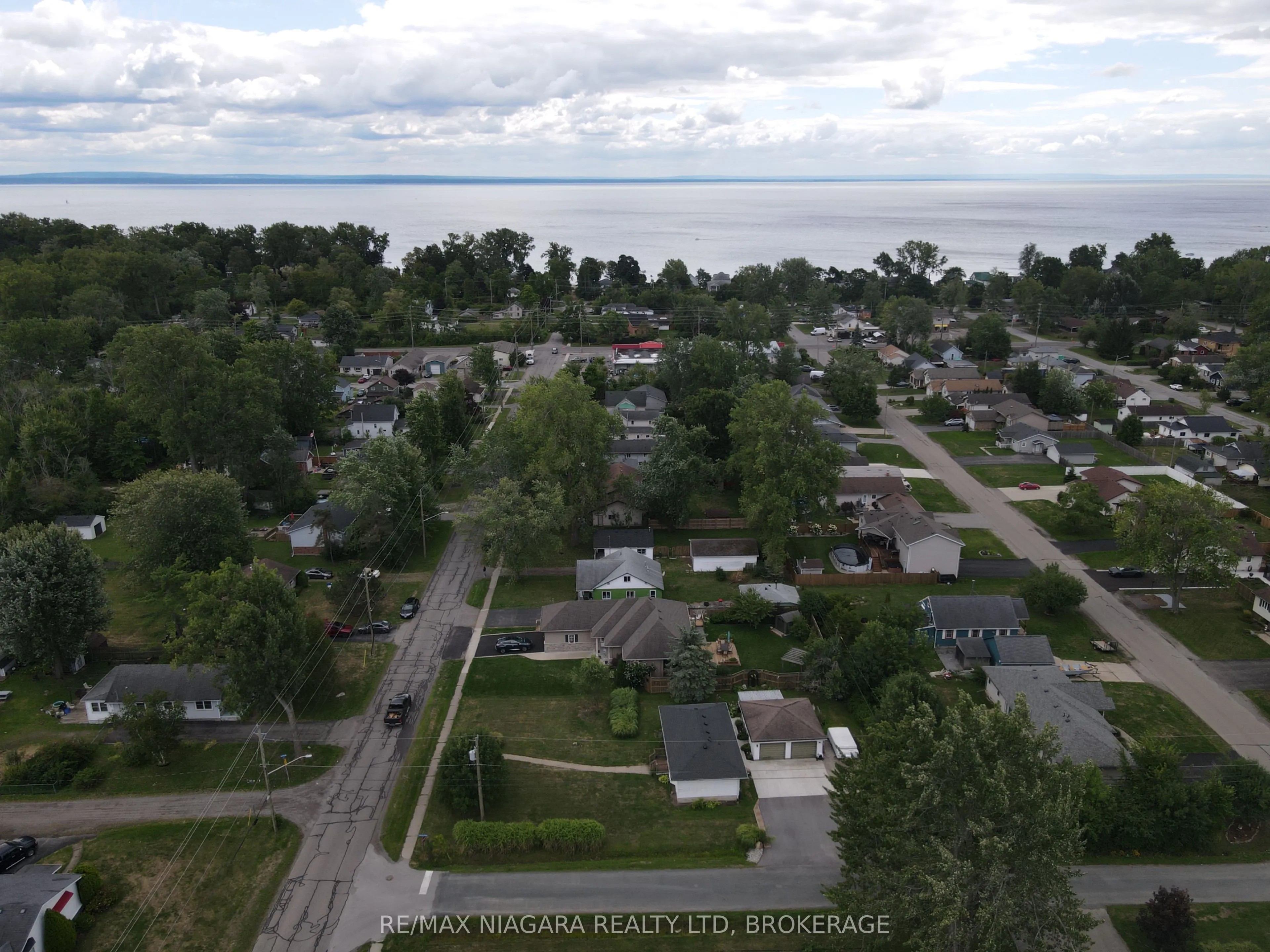 441 Crescent Road