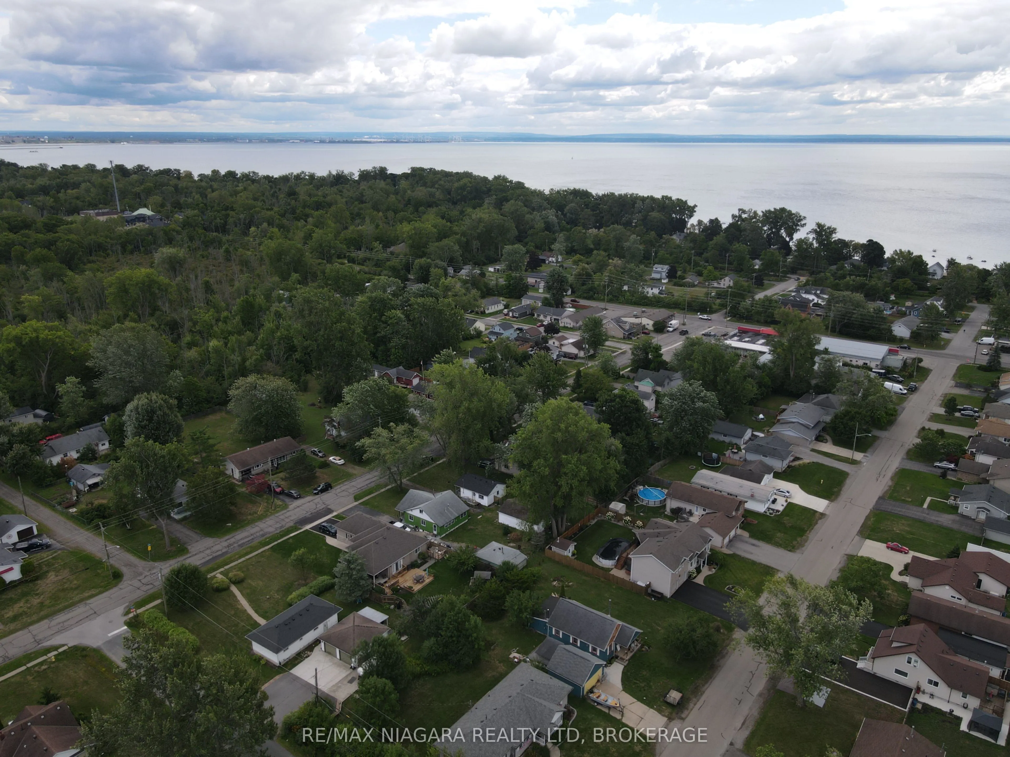 441 Crescent Road