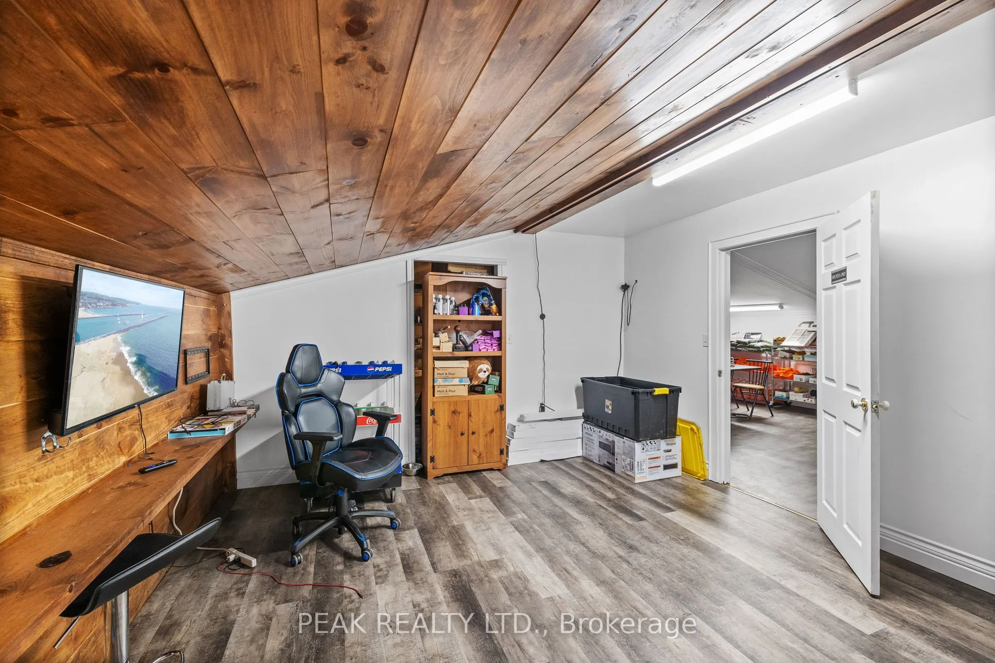22353 Highway 41