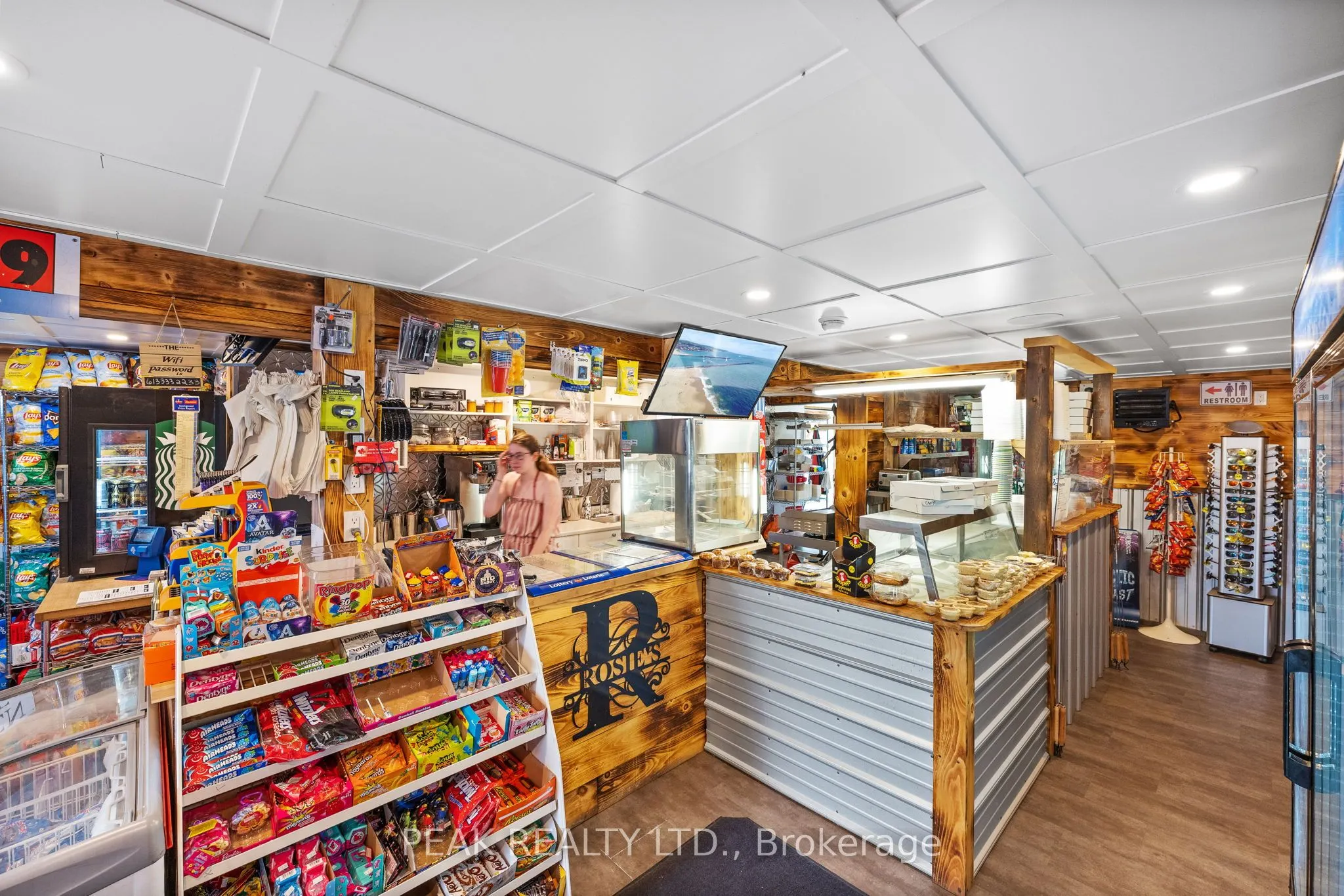 22353 Highway 41