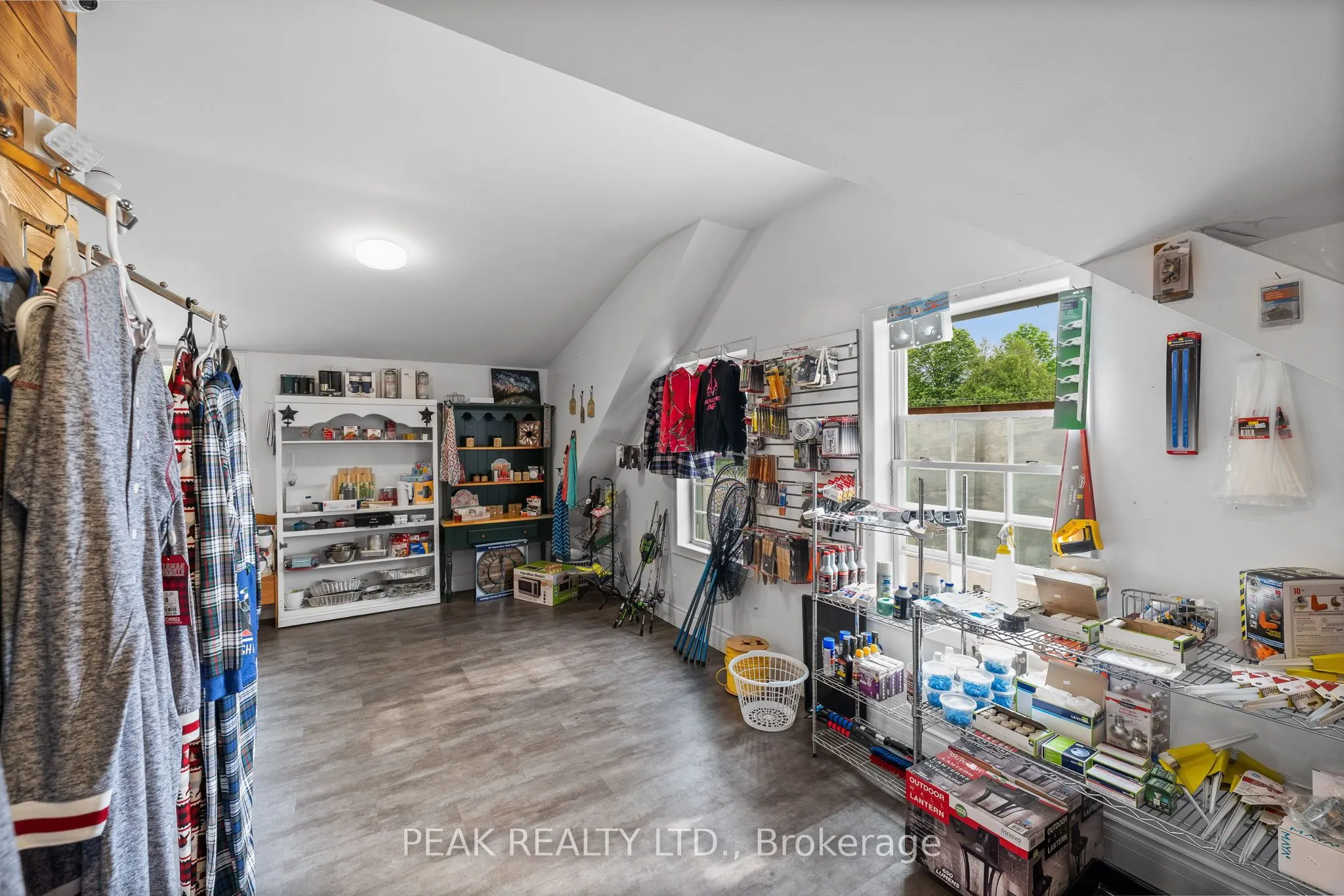 22353 Highway 41